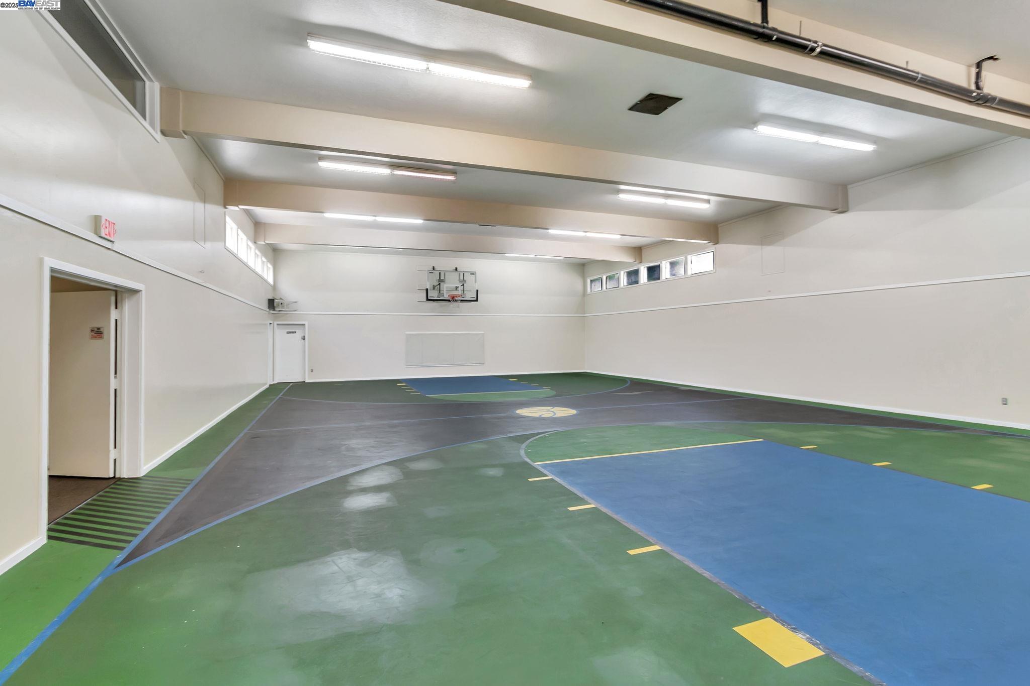 Detail Gallery Image 34 of 45 For 291 Tradewinds Dr #7,  San Jose,  CA 95123 - 2 Beds | 1 Baths