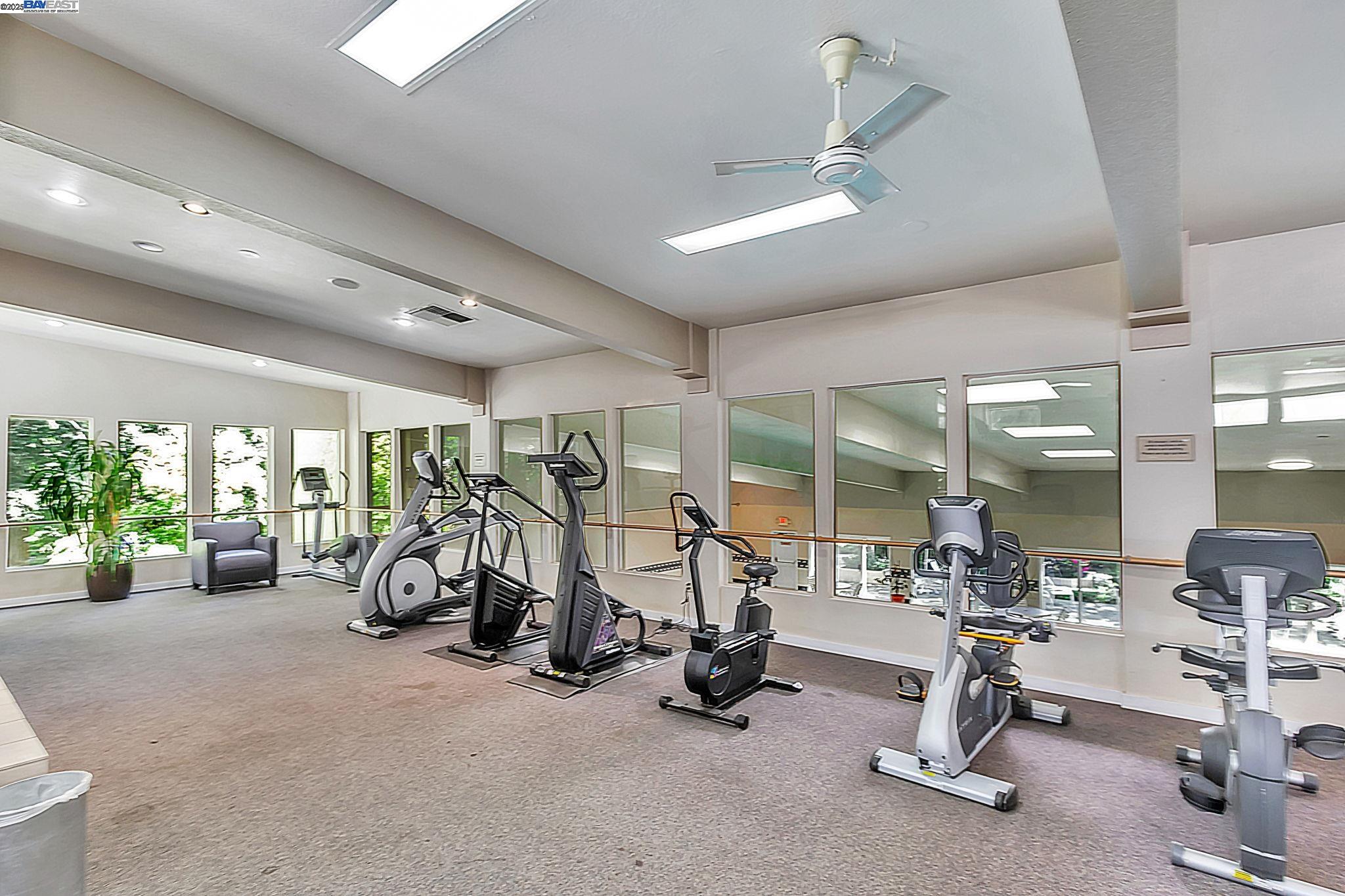 Detail Gallery Image 37 of 45 For 291 Tradewinds Dr #7,  San Jose,  CA 95123 - 2 Beds | 1 Baths