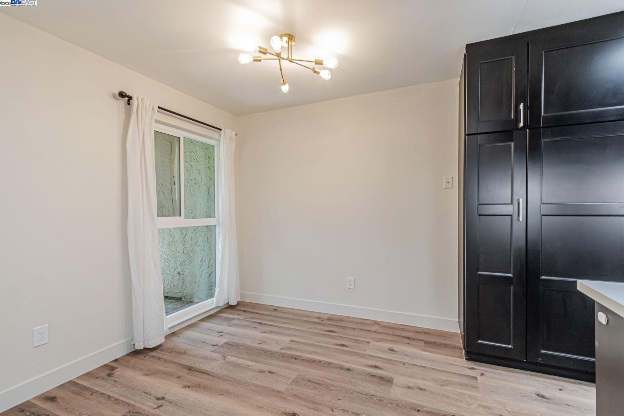 Detail Gallery Image 6 of 45 For 291 Tradewinds Dr #7,  San Jose,  CA 95123 - 2 Beds | 1 Baths