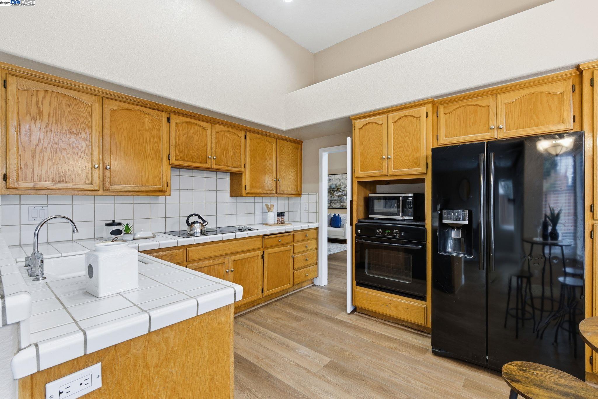 Detail Gallery Image 11 of 40 For 1660 Tahoe Cir, Tracy,  CA 95376 - 4 Beds | 3 Baths