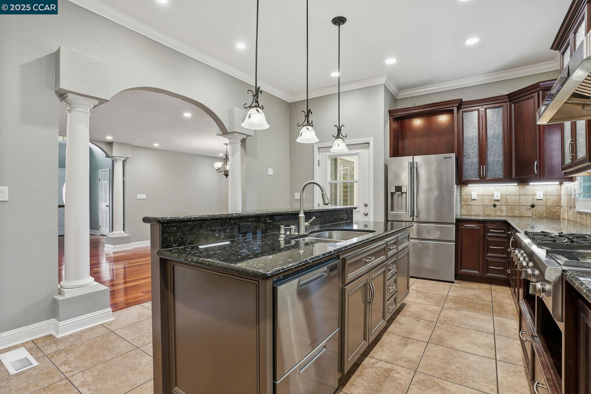 Detail Gallery Image 3 of 60 For 3025 Sunflower Dr, Antioch,  CA 94531 - 4 Beds | 3 Baths