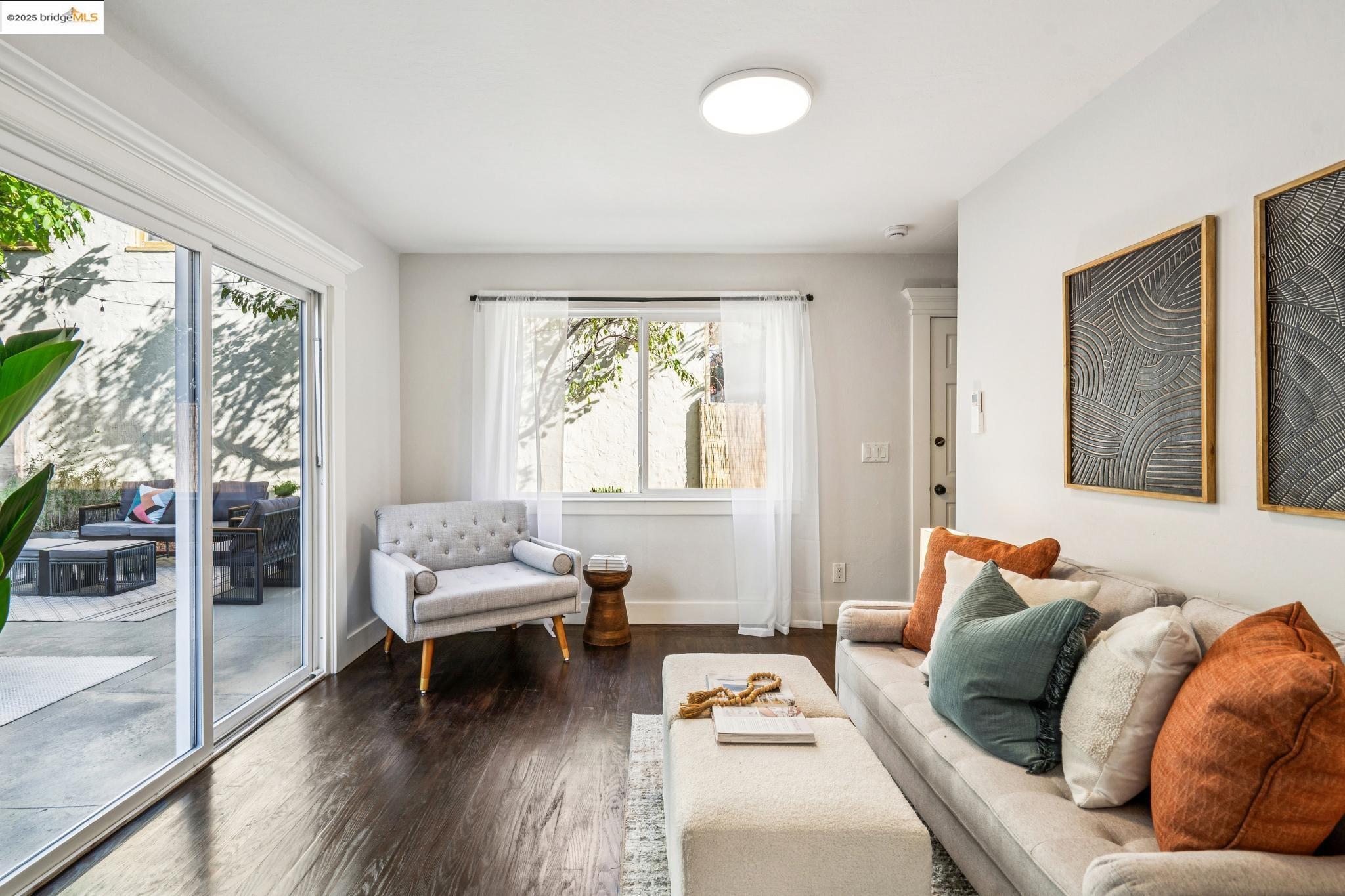 Detail Gallery Image 36 of 60 For 1054 54th St., Oakland,  CA 94608 - 4 Beds | 2/1 Baths