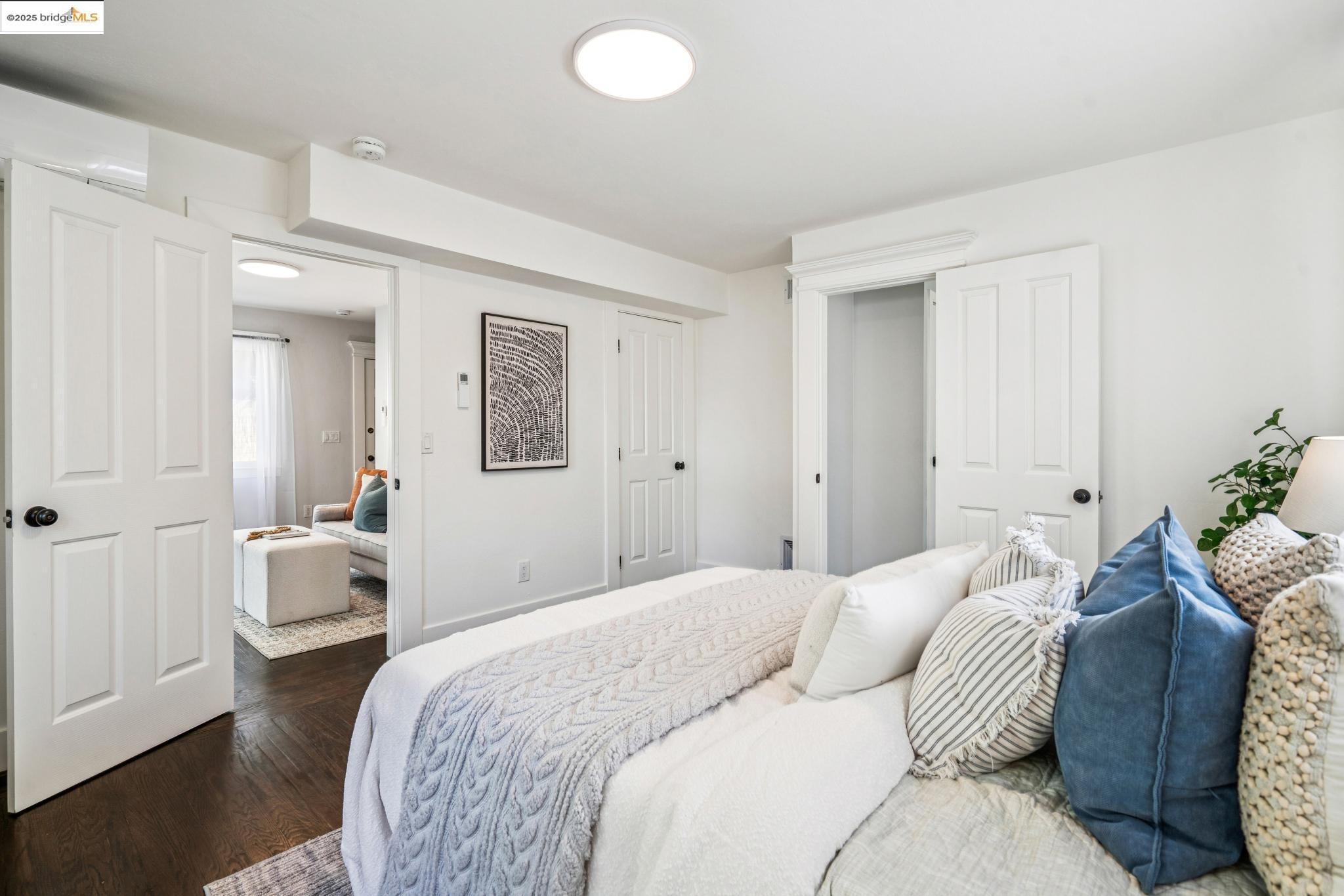 Detail Gallery Image 40 of 60 For 1054 54th St., Oakland,  CA 94608 - 4 Beds | 2/1 Baths