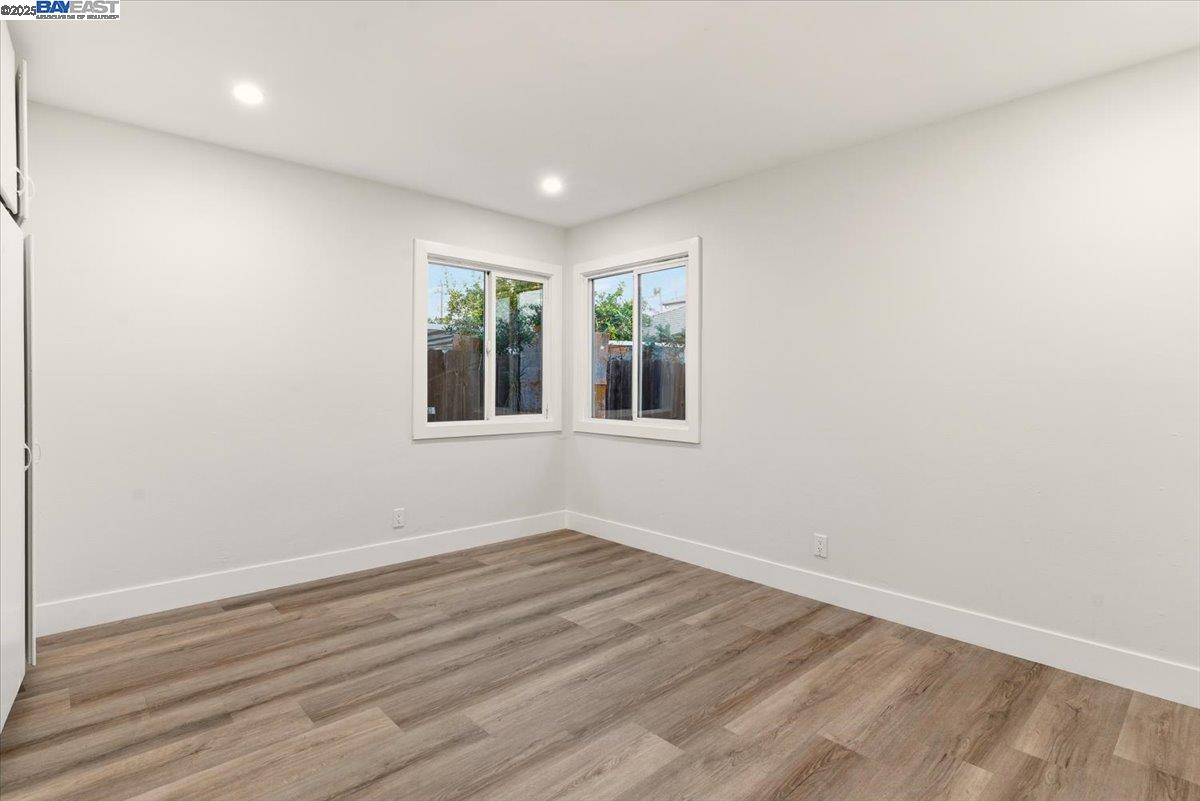 Detail Gallery Image 16 of 19 For 426 Gramercy Pl, Oakland,  CA 94603 - 3 Beds | 1 Baths