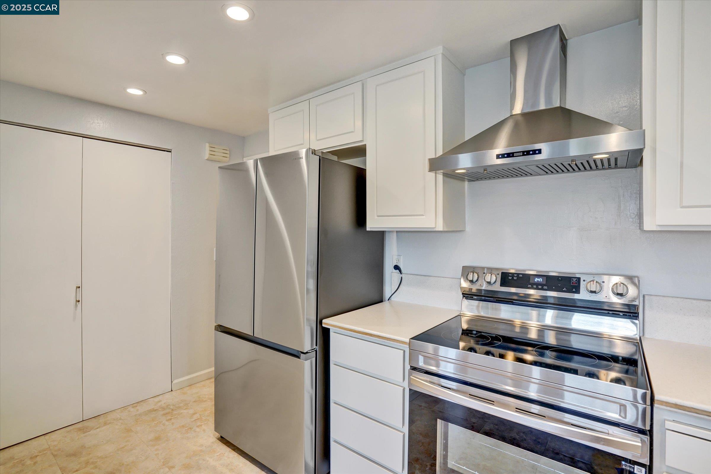 Detail Gallery Image 42 of 60 For 1310 Lewis Ln, Pinole,  CA 94564-2132 - 3 Beds | 2/1 Baths