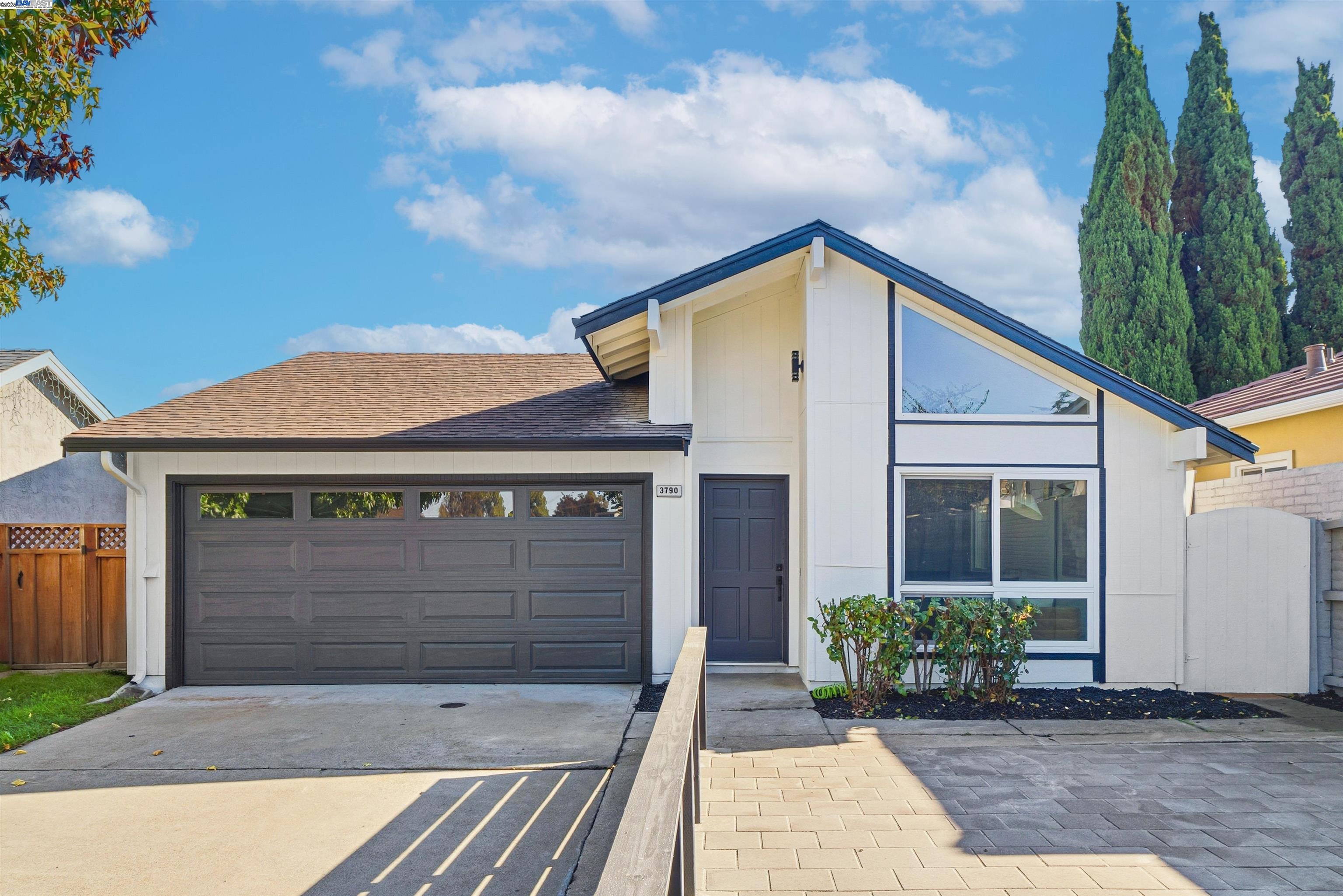 Detail Gallery Image 4 of 49 For 3790 Ruskin Pl, Fremont,  CA 94536 - 3 Beds | 2 Baths