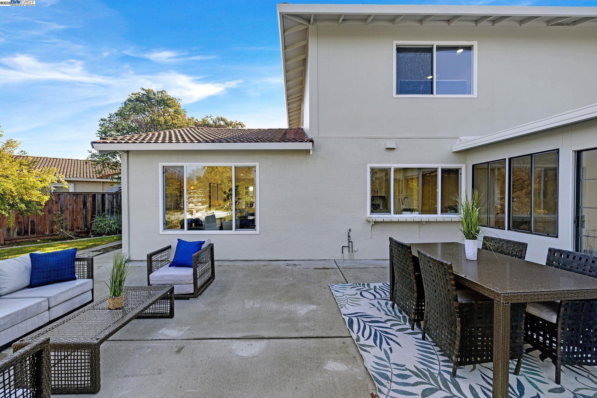 Detail Gallery Image 29 of 40 For 4943 Antioch Loop, Union City,  CA 94587 - 4 Beds | 2/1 Baths