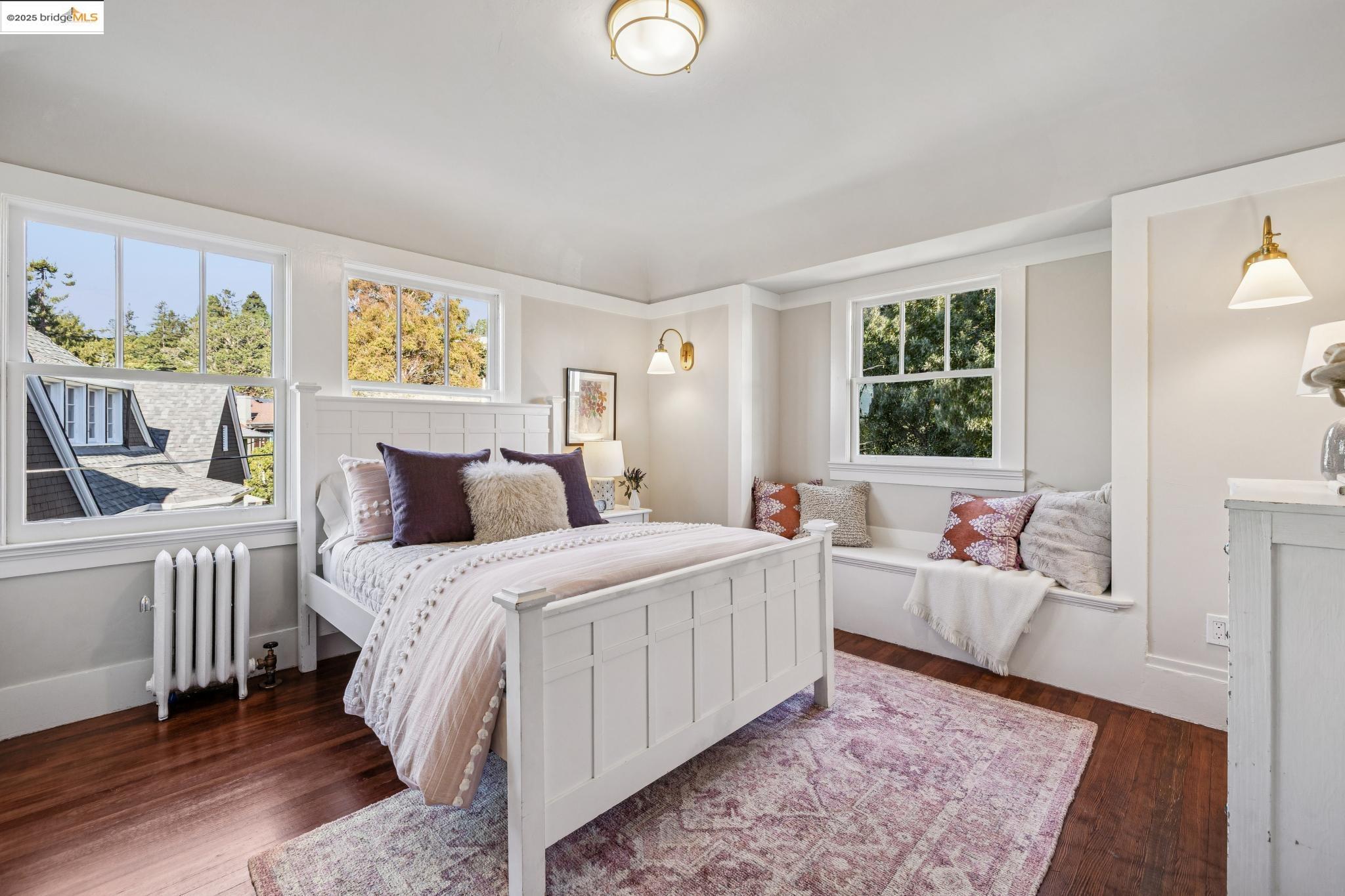 Detail Gallery Image 48 of 59 For 912 Indian Rock Ave, Berkeley,  CA 94707 - 4 Beds | 3/1 Baths