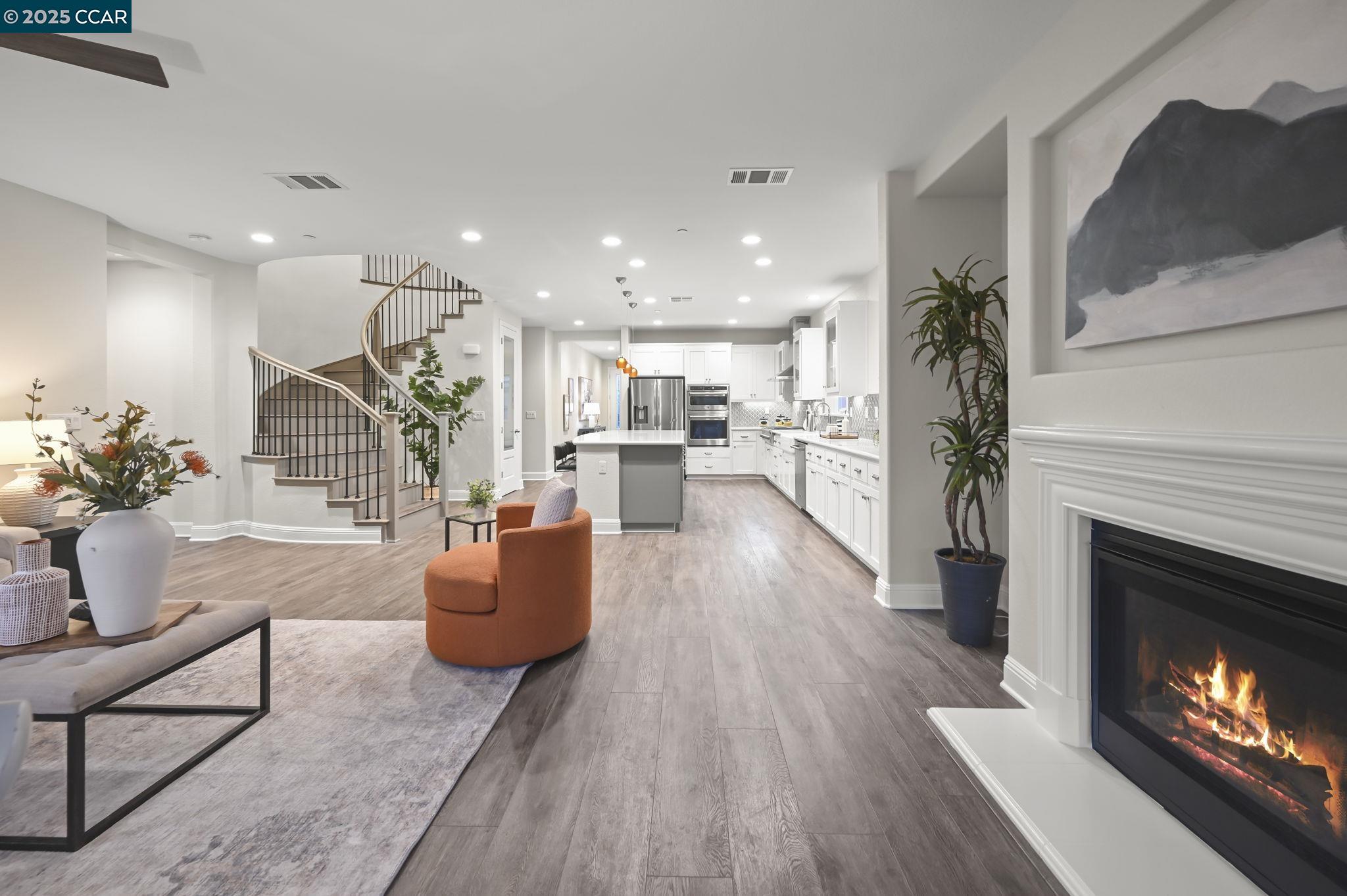 Detail Gallery Image 16 of 56 For 2812 Rio Seco Dr, Bay Point,  CA 94565 - 5 Beds | 3/1 Baths