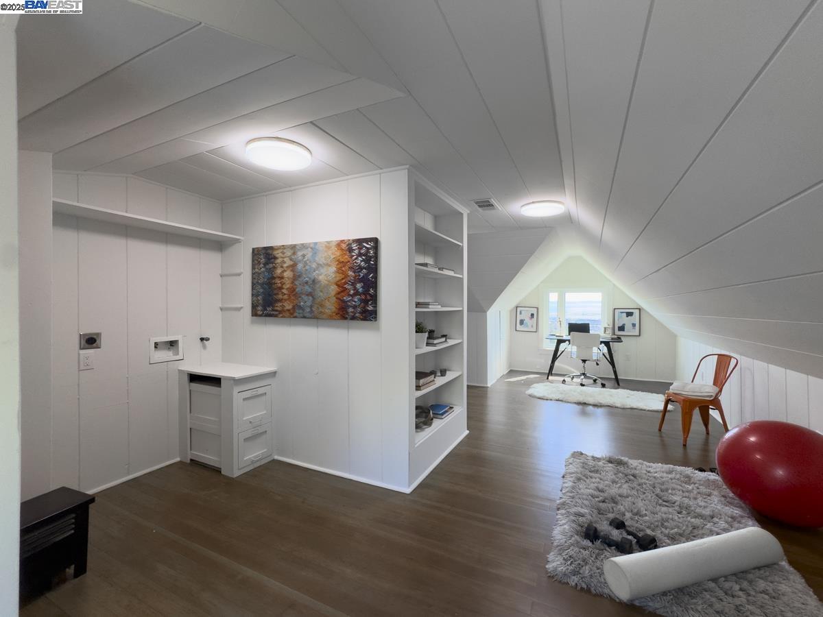 Detail Gallery Image 37 of 52 For 479 Kentucky Ave, Berkeley,  CA 94707 - 3 Beds | 2 Baths