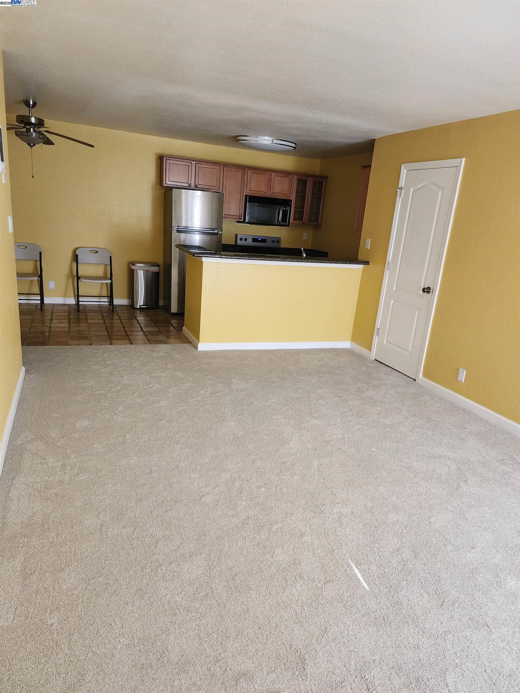 Detail Gallery Image 3 of 25 For 484 Dempsey Rd #186,  Milpitas,  CA 95035 - 1 Beds | 1 Baths