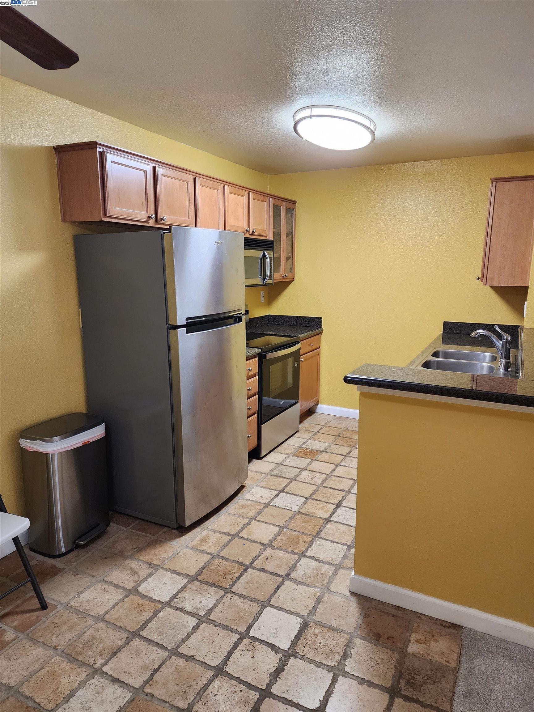 Detail Gallery Image 9 of 25 For 484 Dempsey Rd #186,  Milpitas,  CA 95035 - 1 Beds | 1 Baths