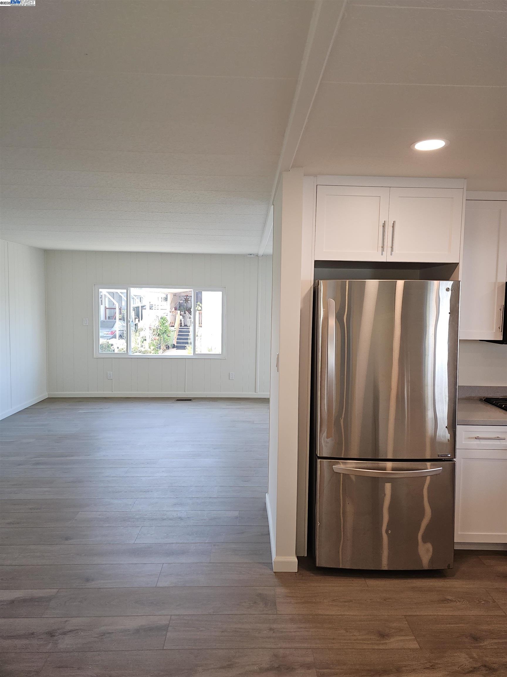 Detail Gallery Image 3 of 37 For 4141 Deepcreek #106,  Fremont,  CA 94555 - 2 Beds | 2 Baths