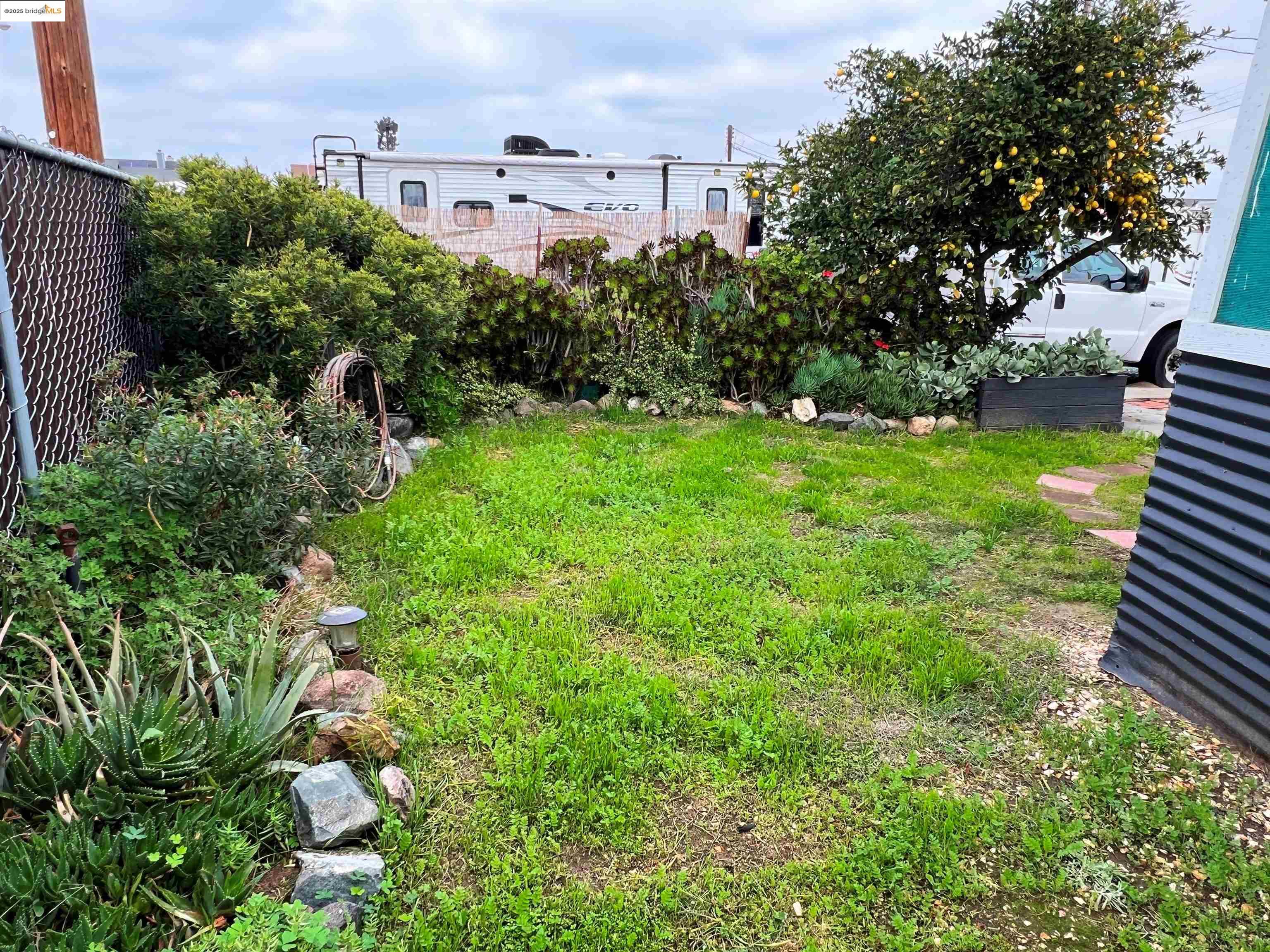 Detail Gallery Image 14 of 16 For 210 W Cypress #1,  Oakley,  CA 94561 - 1 Beds | 1 Baths