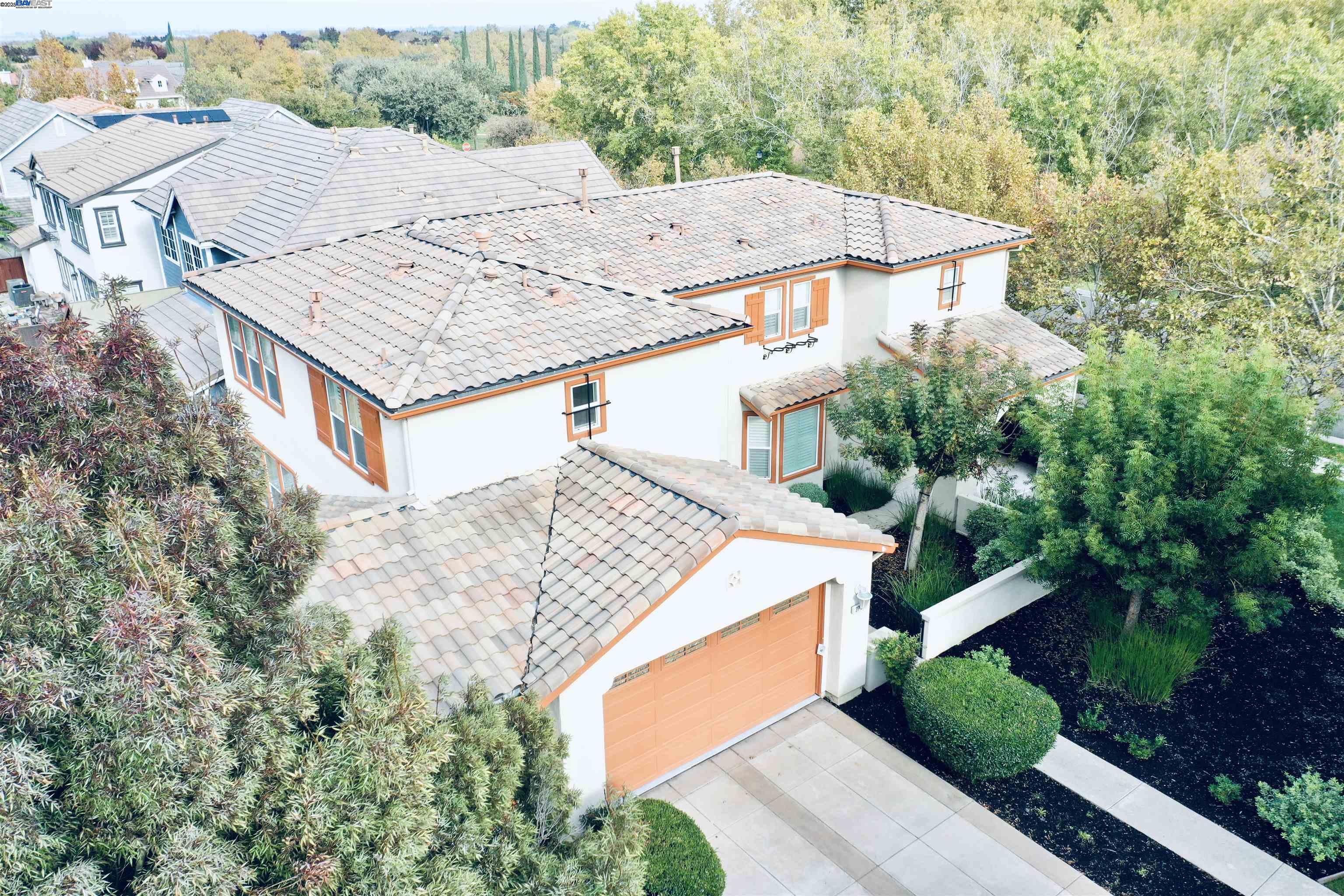 Detail Gallery Image 2 of 45 For 372 S Caballo Street, Mountain House,  CA 95391 - 5 Beds | 3 Baths