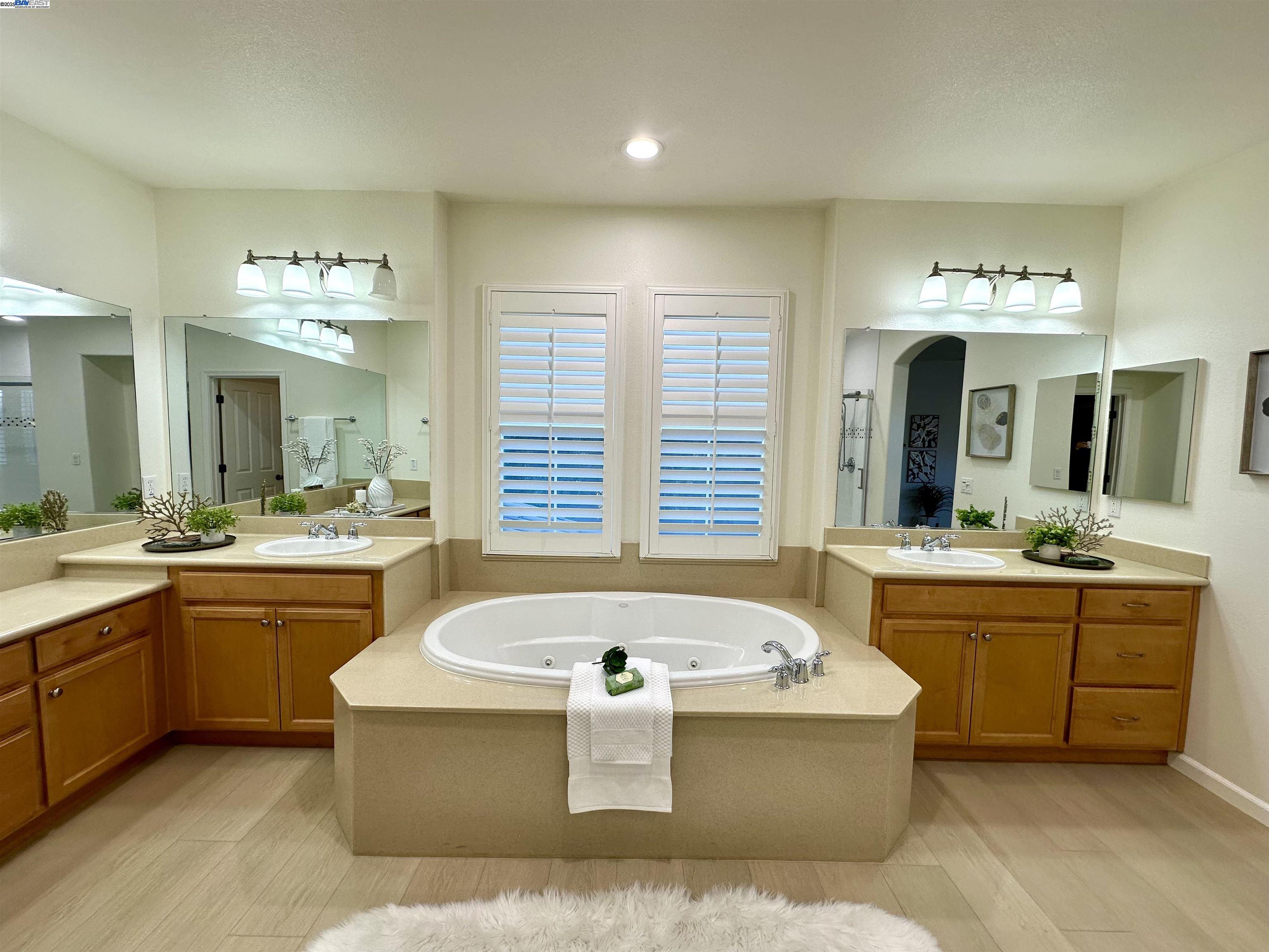 Detail Gallery Image 12 of 45 For 372 S Caballo Street, Mountain House,  CA 95391 - 5 Beds | 3 Baths