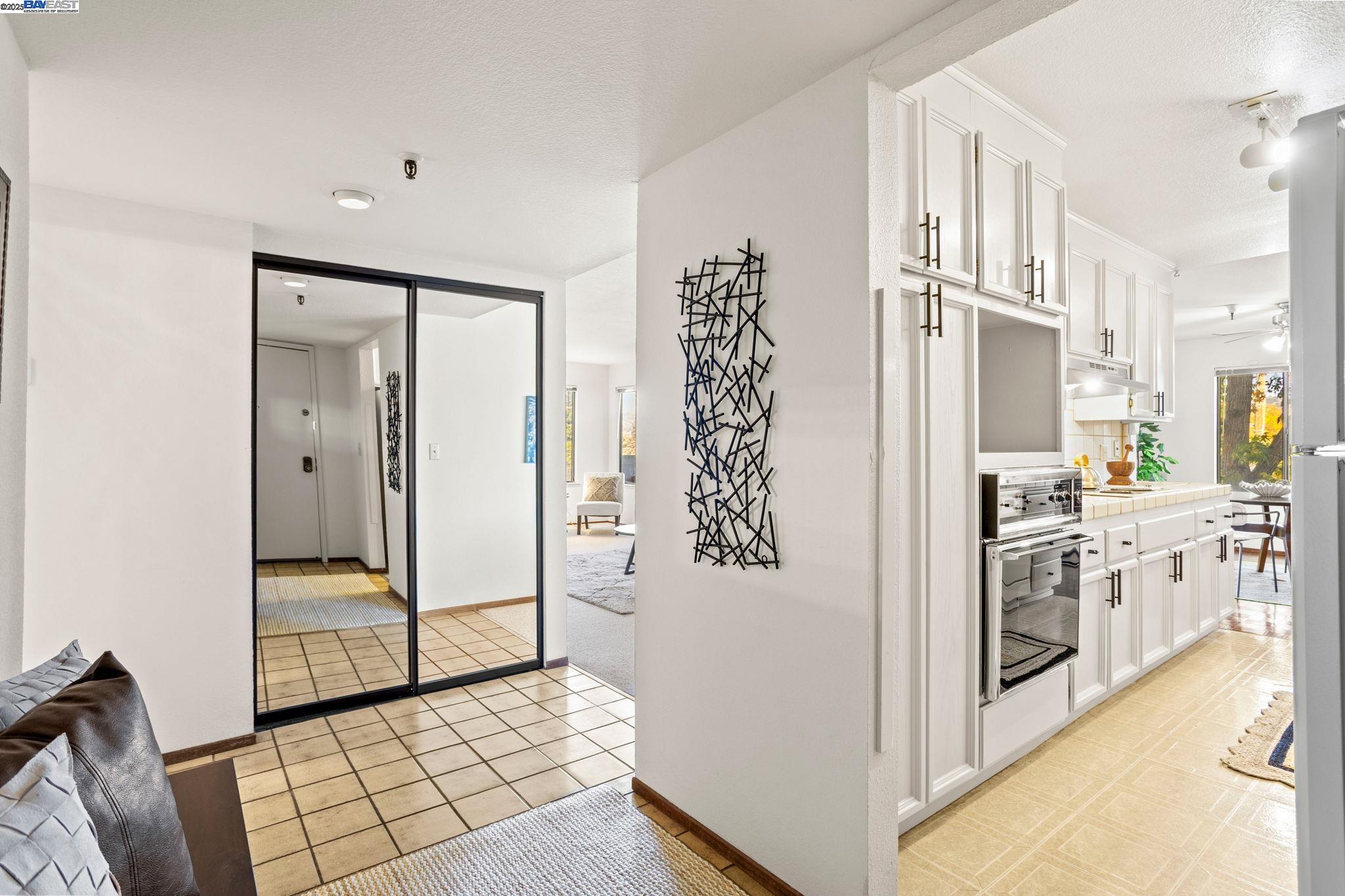 Photo #1: 41118366 Listing: Photo #1