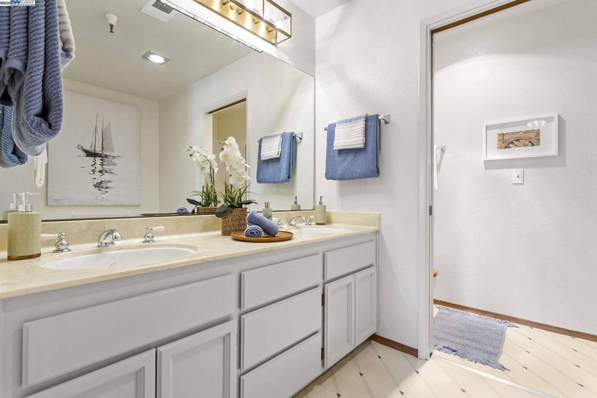 Photo #27: 41118366 Listing: Photo #27