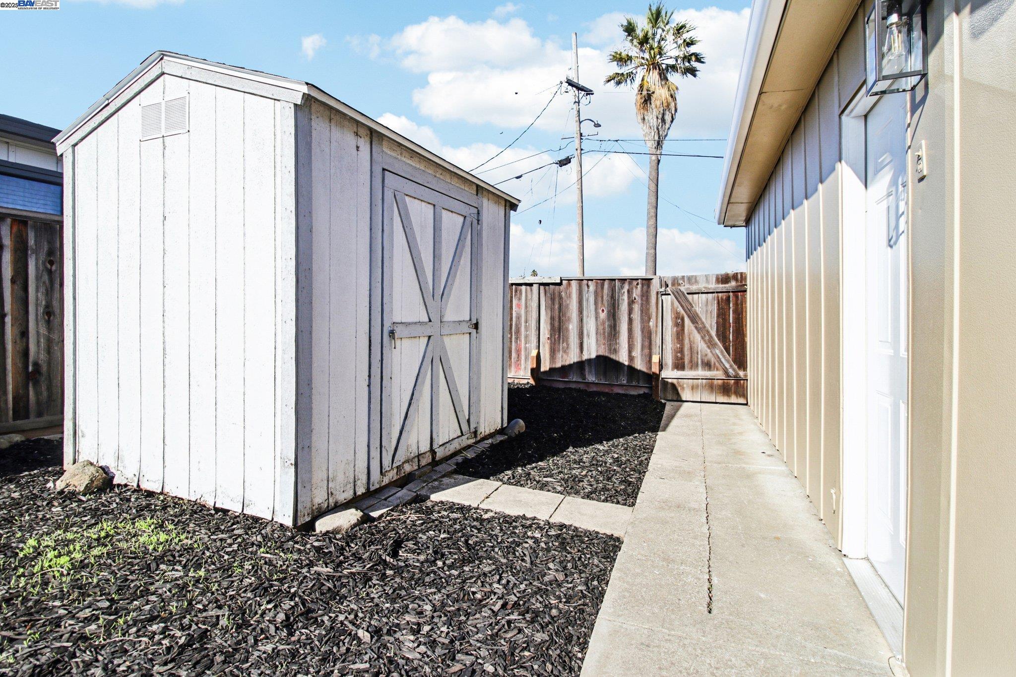 Detail Gallery Image 29 of 40 For 35593 Cleremont Dr, Newark,  CA 94560 - 3 Beds | 2 Baths