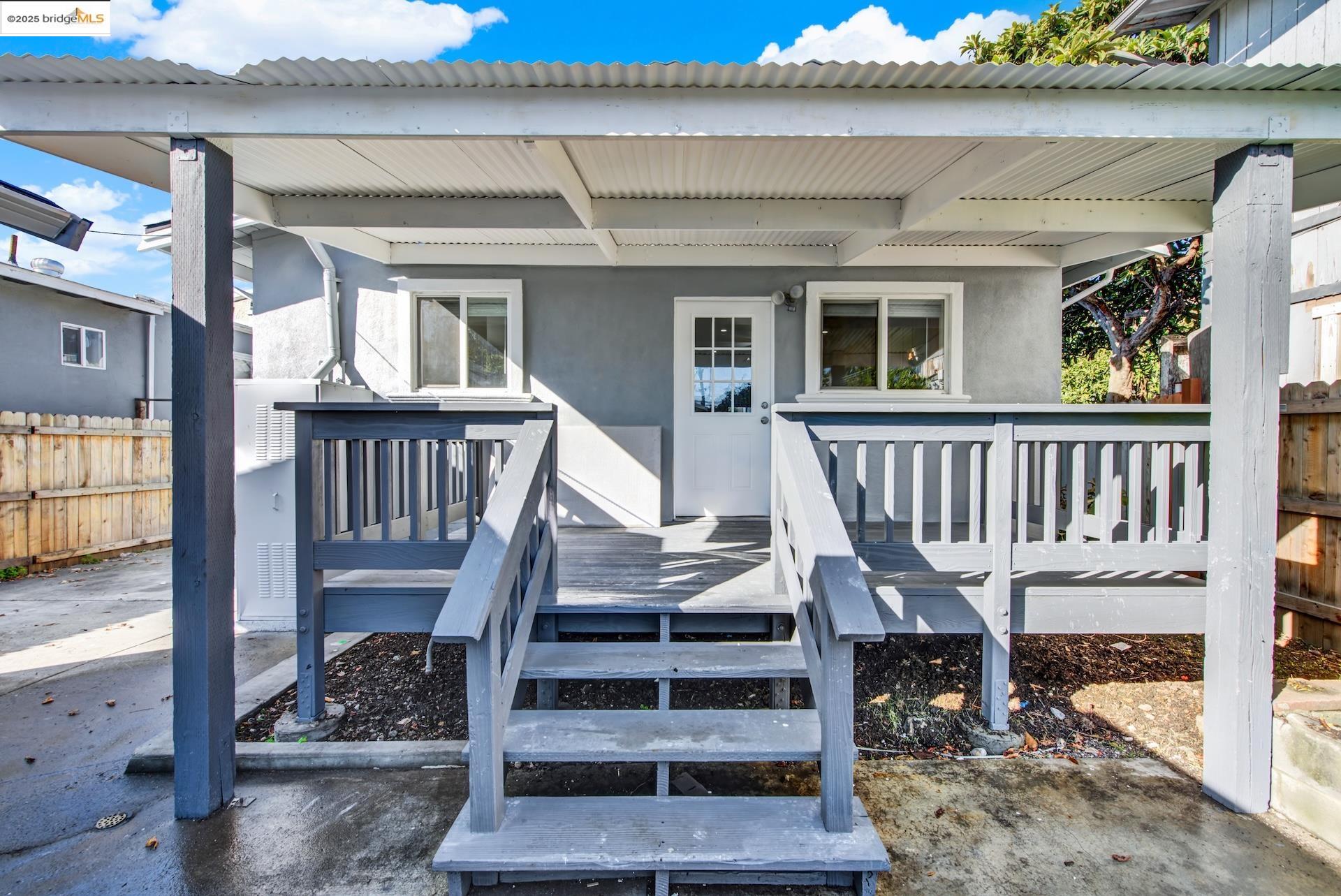 Detail Gallery Image 34 of 35 For 1232 78th Ave, Oakland,  CA 94621 - 2 Beds | 1 Baths