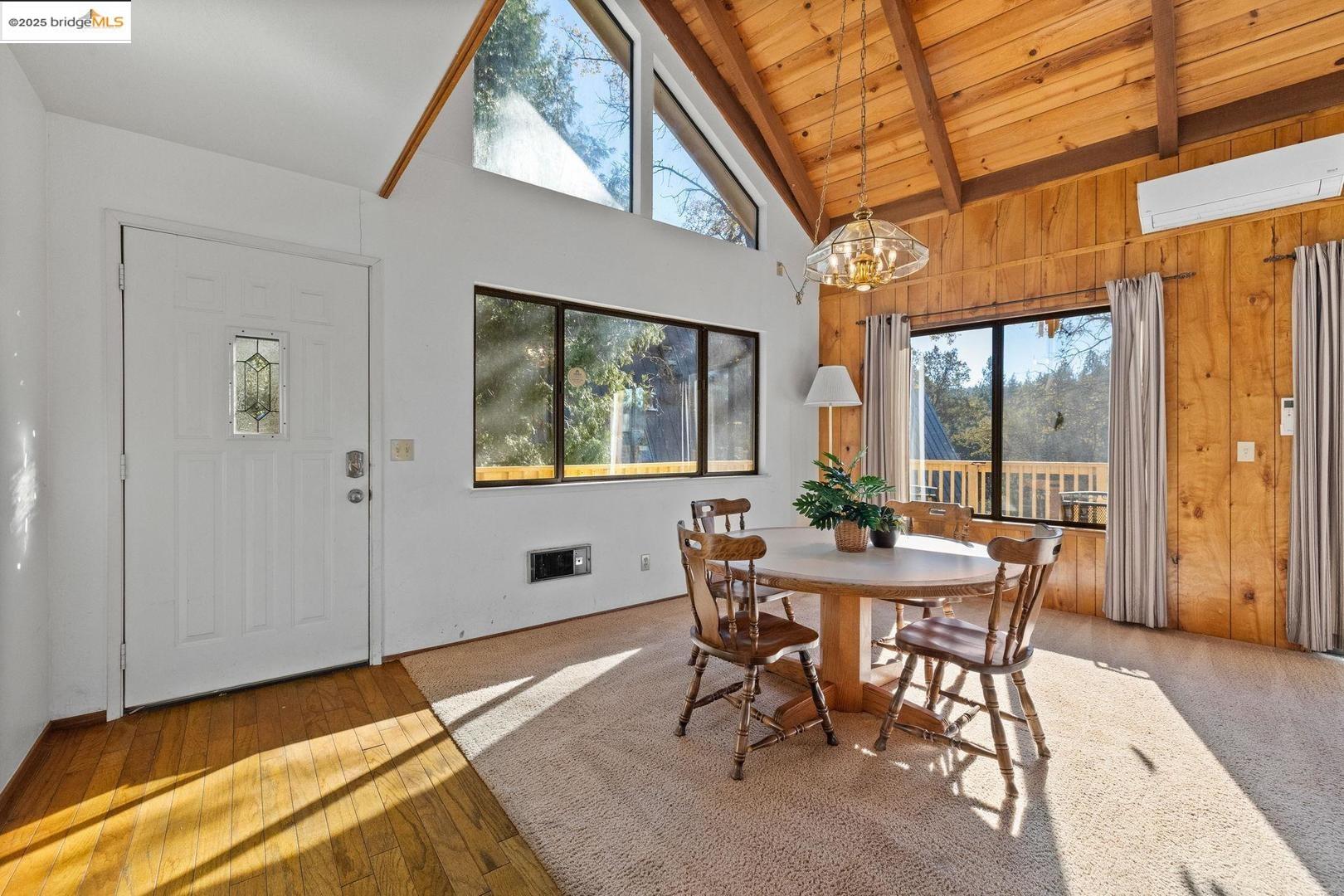 Detail Gallery Image 3 of 56 For 20266 Pine Mountain Dr, Groveland,  CA 95321 - 4 Beds | 3 Baths