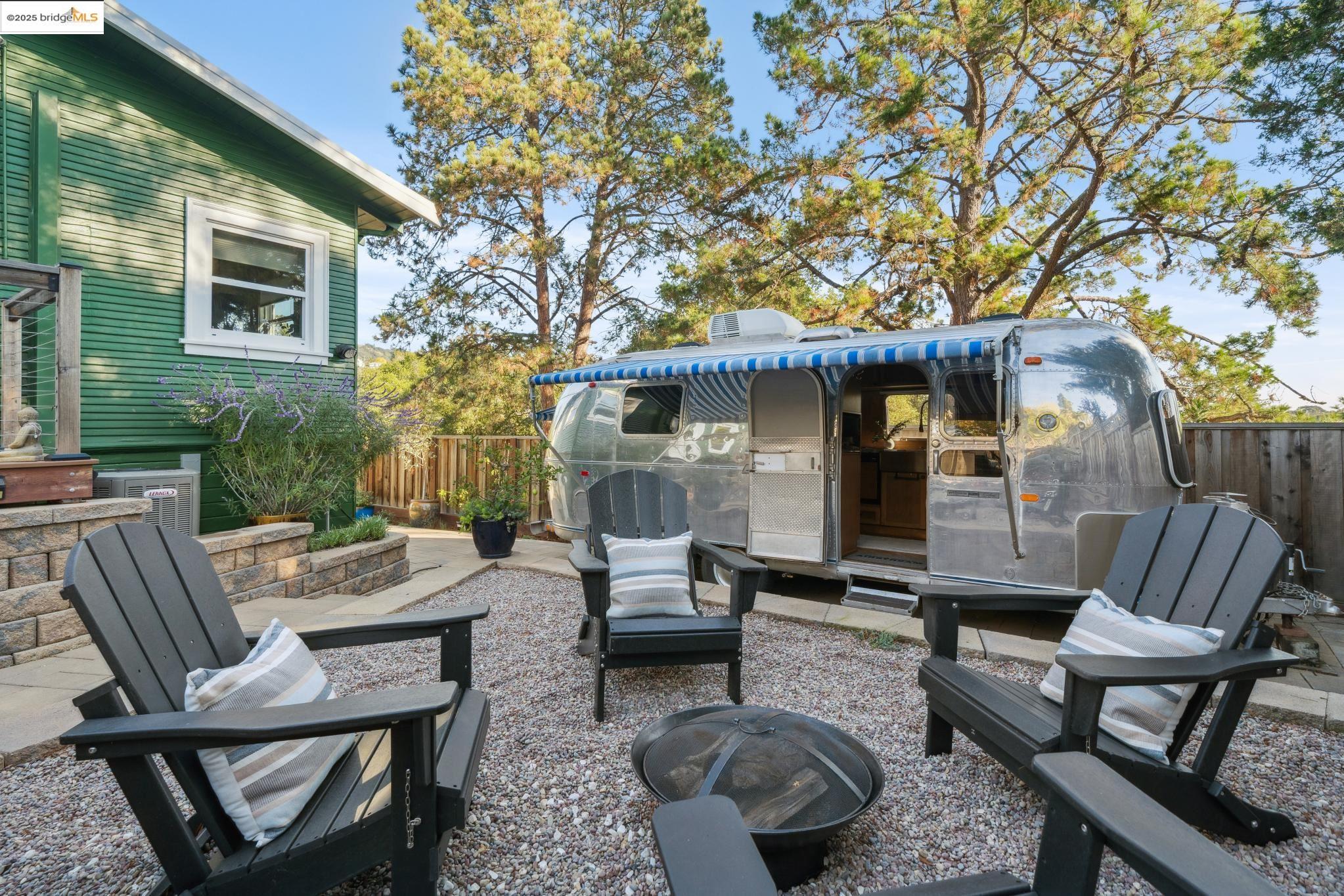 Detail Gallery Image 30 of 47 For 4539 Pampas Ave, Oakland,  CA 94619 - 2 Beds | 1 Baths