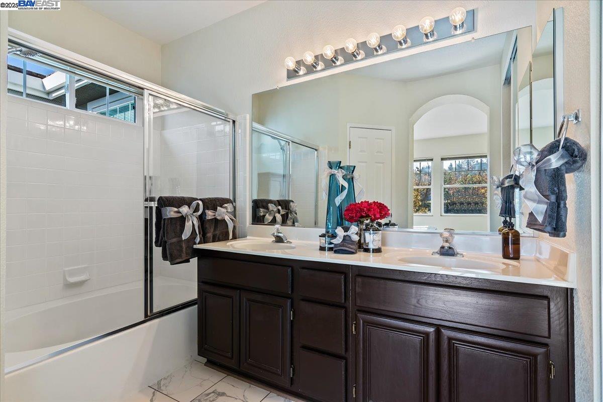 Detail Gallery Image 19 of 27 For 4605 Keller Ridge Dr, Clayton,  CA 94517 - 2 Beds | 2 Baths