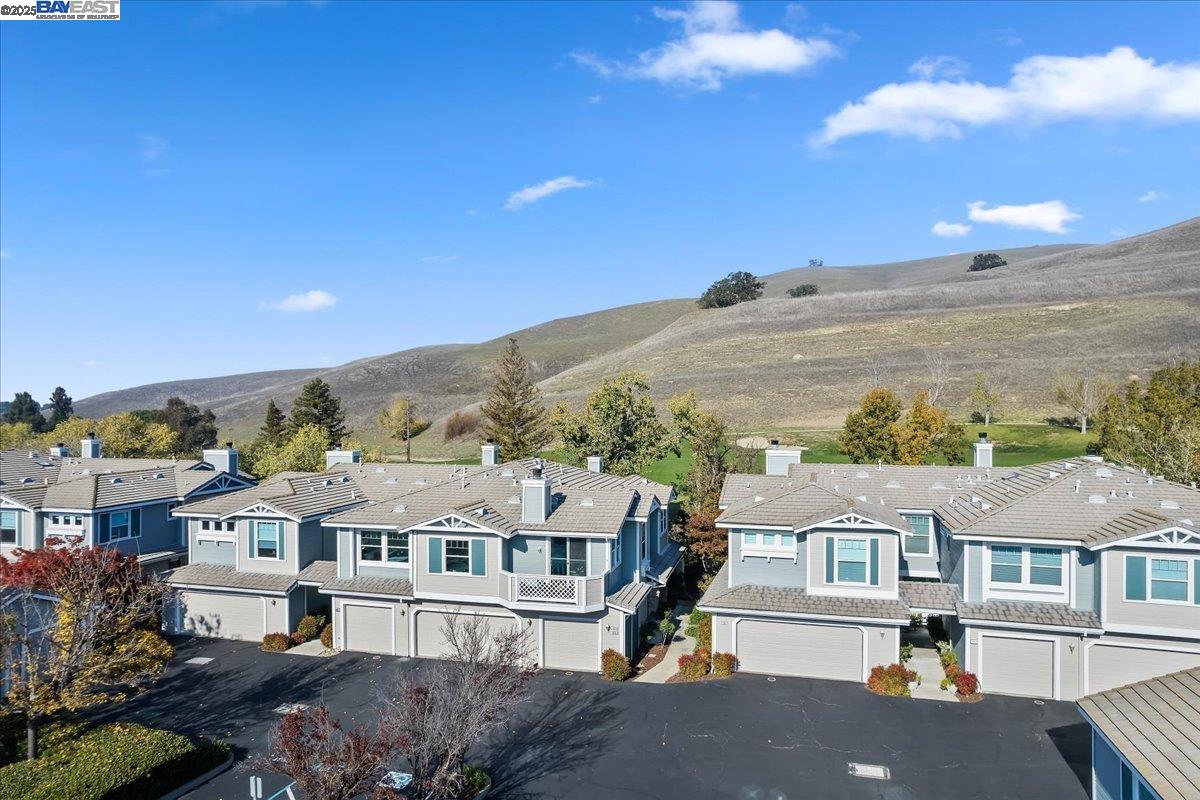 Detail Gallery Image 24 of 27 For 4605 Keller Ridge Dr, Clayton,  CA 94517 - 2 Beds | 2 Baths