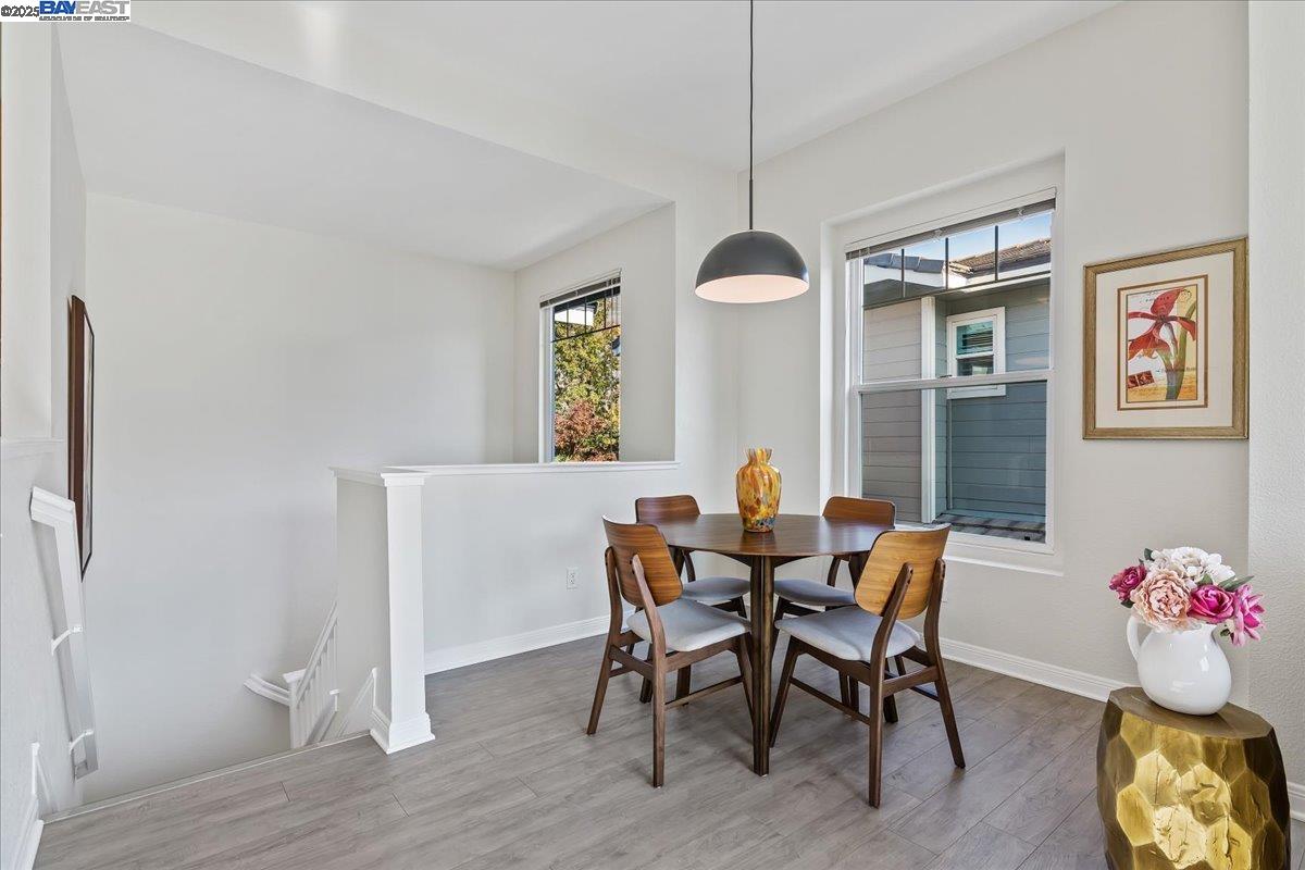 Detail Gallery Image 5 of 27 For 4605 Keller Ridge Dr, Clayton,  CA 94517 - 2 Beds | 2 Baths