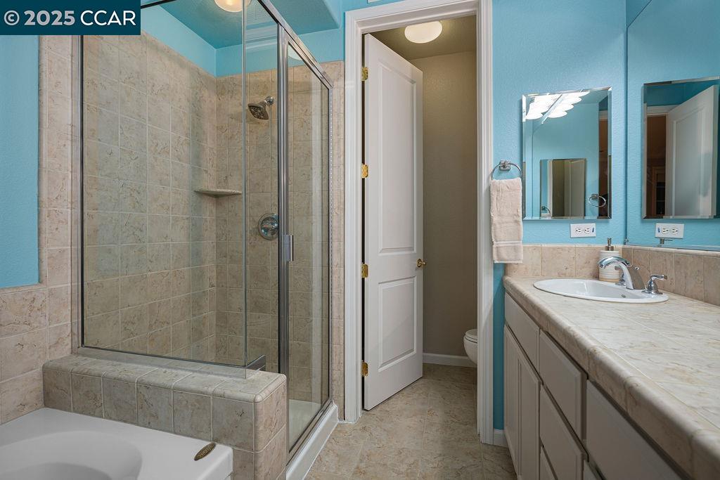 Photo #12: 41118380 Listing: Photo #12