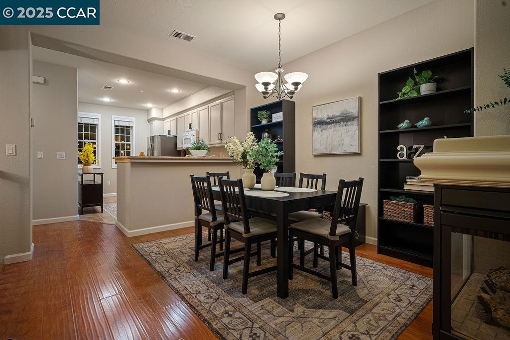 Photo #15: 41118380 Listing: Photo #15