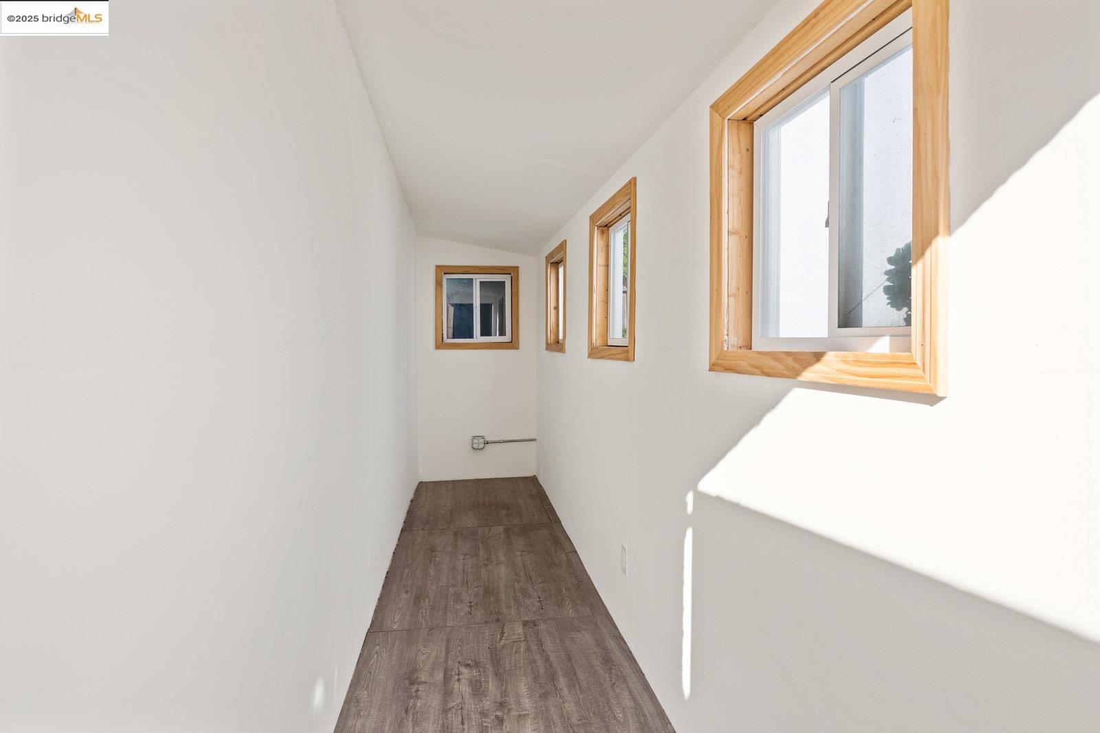 Detail Gallery Image 31 of 45 For 1945 Bradhoff Ave, San Leandro,  CA 94577 - 3 Beds | 2 Baths