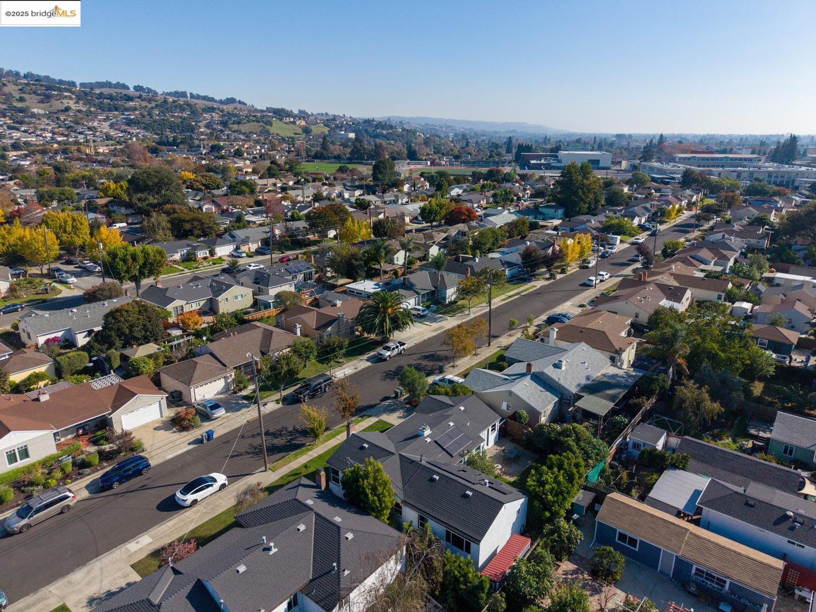 Detail Gallery Image 37 of 45 For 1945 Bradhoff Ave, San Leandro,  CA 94577 - 3 Beds | 2 Baths