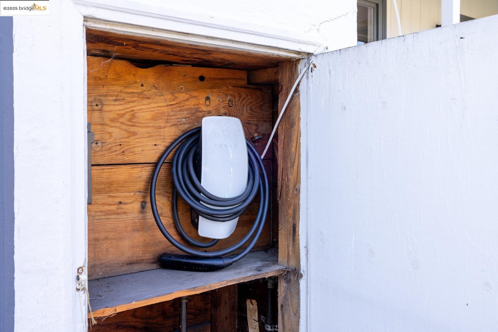 Detail Gallery Image 39 of 45 For 1945 Bradhoff Ave, San Leandro,  CA 94577 - 3 Beds | 2 Baths