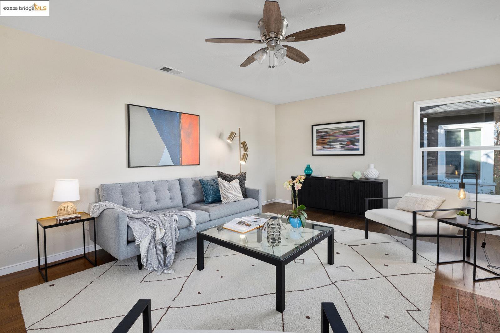 Detail Gallery Image 7 of 45 For 1945 Bradhoff Ave, San Leandro,  CA 94577 - 3 Beds | 2 Baths