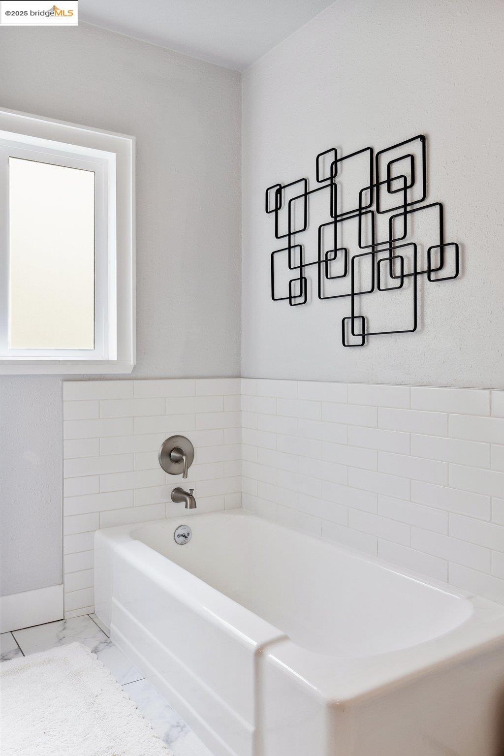 Detail Gallery Image 17 of 35 For 328 W Walnut St, Stockton,  CA 95204 - 5 Beds | 2/1 Baths