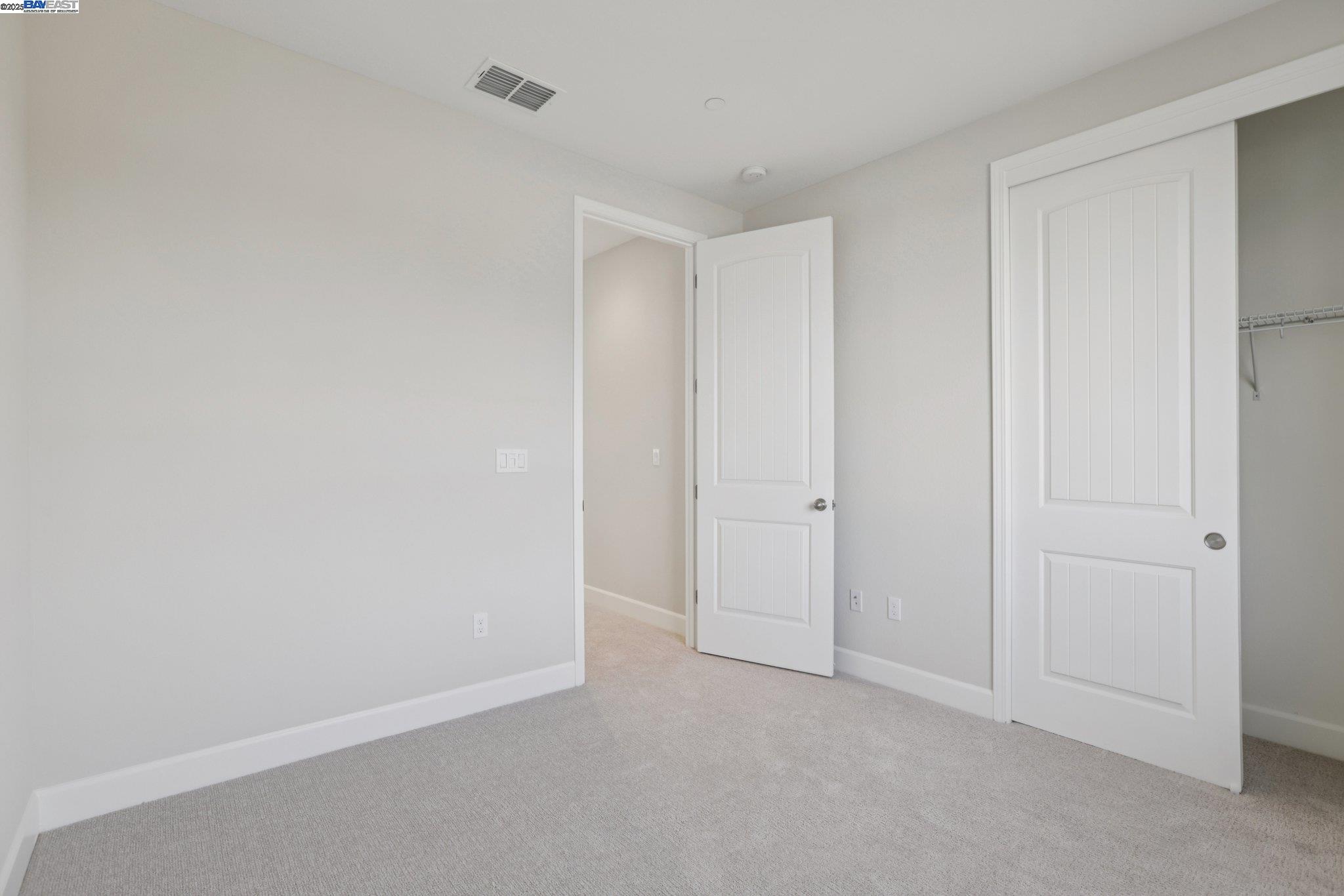 Detail Gallery Image 19 of 38 For 109 Creek View Cir, Fairfield,  CA 94533 - 3 Beds | 2/1 Baths