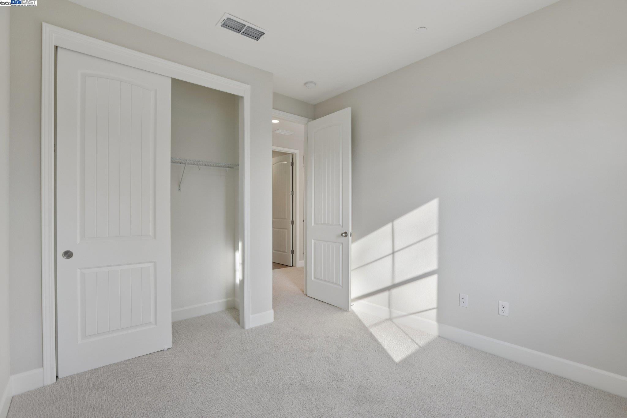 Detail Gallery Image 22 of 38 For 109 Creek View Cir, Fairfield,  CA 94533 - 3 Beds | 2/1 Baths