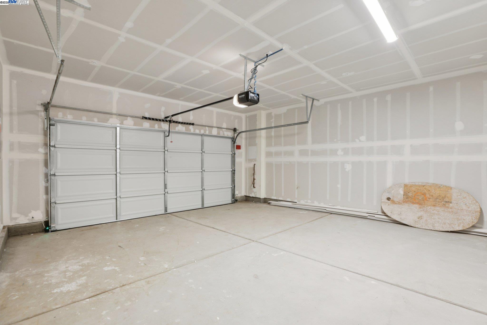 Detail Gallery Image 34 of 38 For 109 Creek View Cir, Fairfield,  CA 94533 - 3 Beds | 2/1 Baths