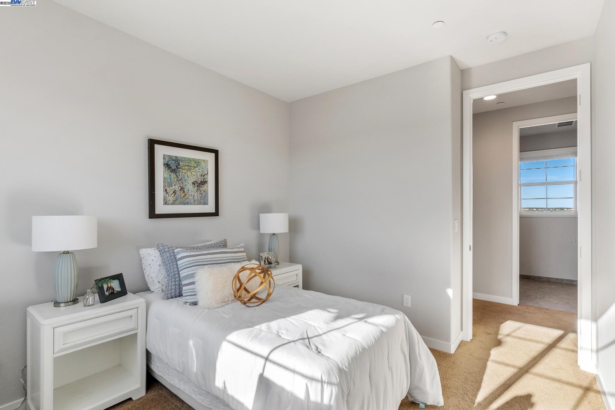 Detail Gallery Image 20 of 20 For 1481 Monument Ln, Fairfield,  CA 94533 - 3 Beds | 2/1 Baths