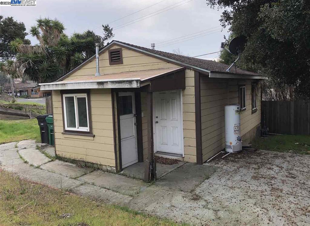 Detail Gallery Image 17 of 18 For 26660 Hayward Blvd, Hayward,  CA 94542 - – Beds | – Baths