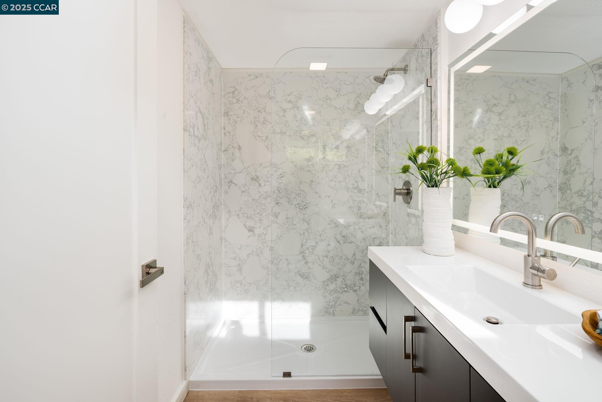 Detail Gallery Image 17 of 27 For 3337 S Lucille Ln, Lafayette,  CA 94549 - 3 Beds | 2 Baths