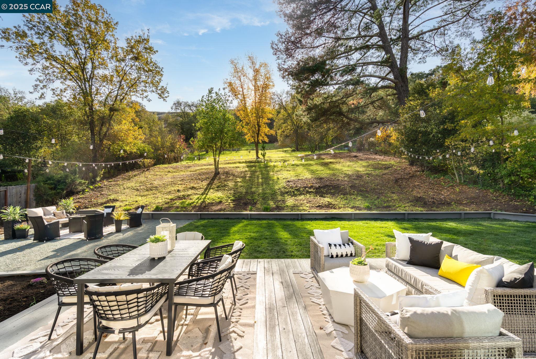 Detail Gallery Image 19 of 27 For 3337 S Lucille Ln, Lafayette,  CA 94549 - 3 Beds | 2 Baths