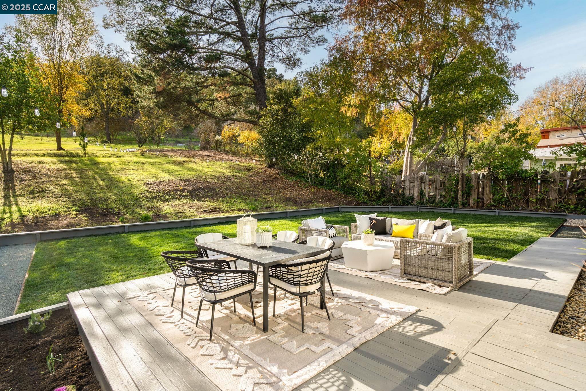 Detail Gallery Image 20 of 27 For 3337 S Lucille Ln, Lafayette,  CA 94549 - 3 Beds | 2 Baths