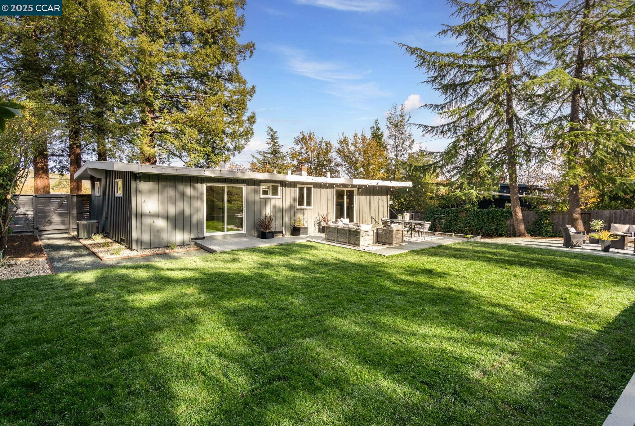 Detail Gallery Image 22 of 27 For 3337 S Lucille Ln, Lafayette,  CA 94549 - 3 Beds | 2 Baths