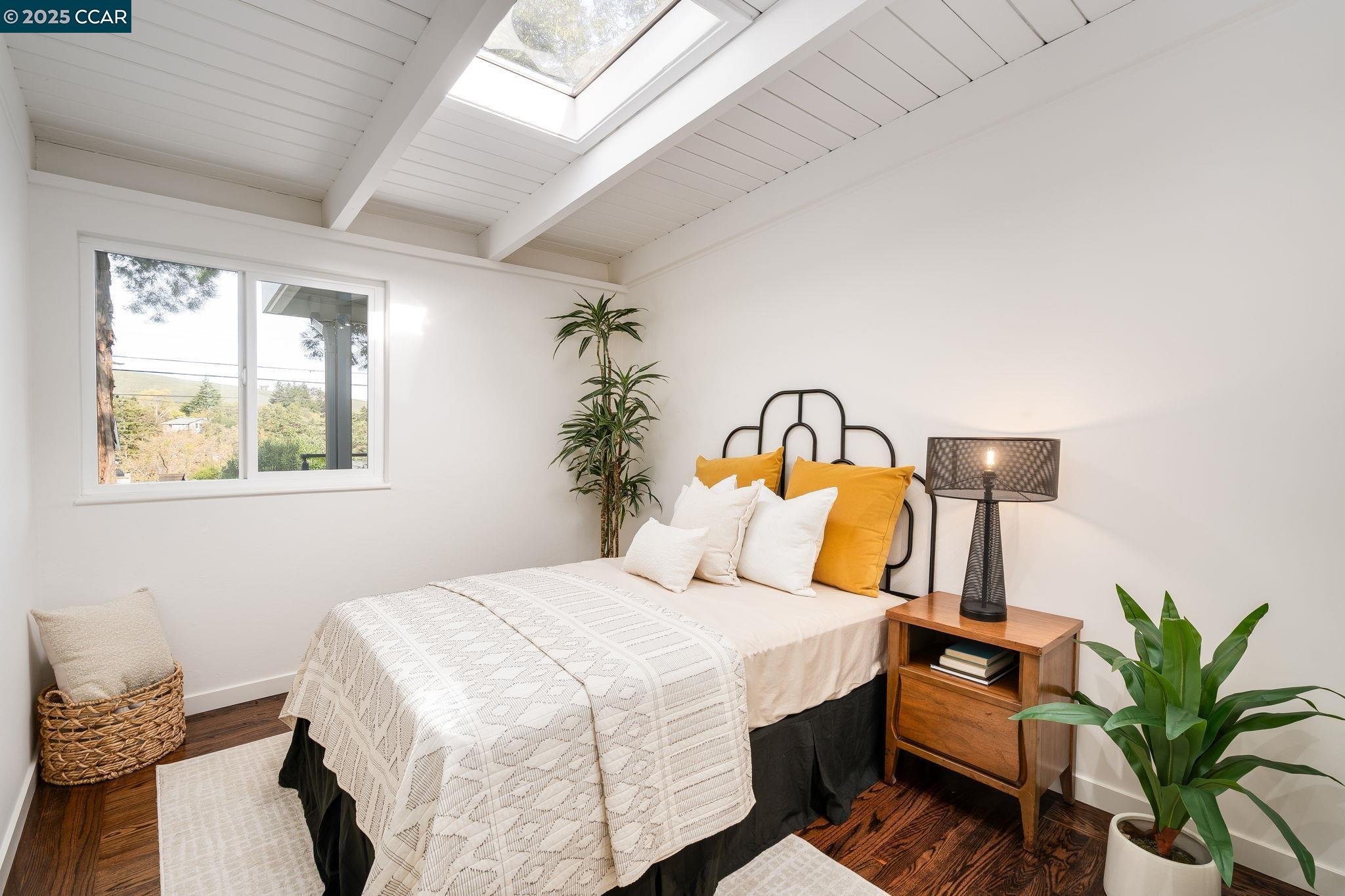 Detail Gallery Image 10 of 27 For 3337 S Lucille Ln, Lafayette,  CA 94549 - 3 Beds | 2 Baths