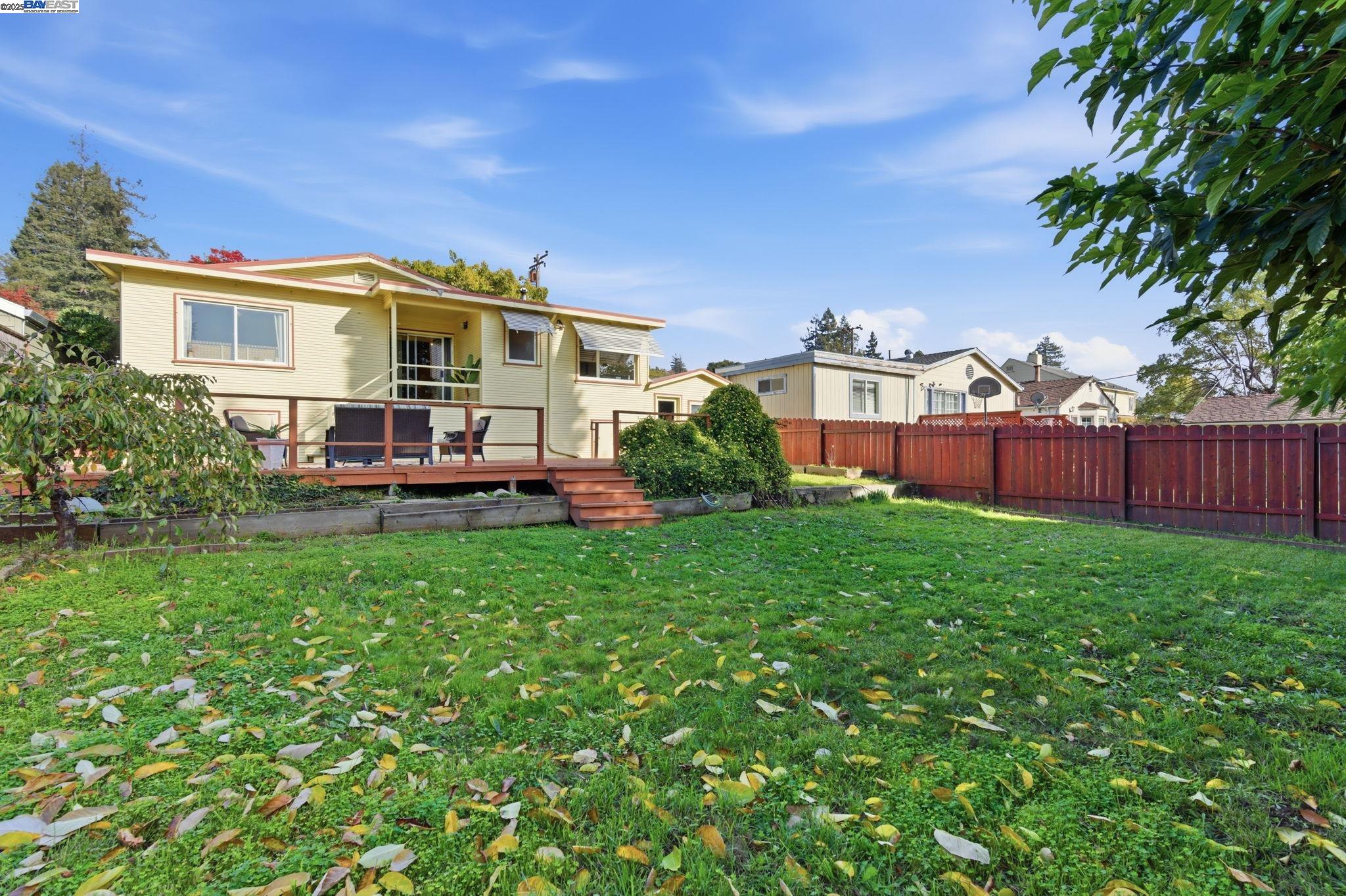 Detail Gallery Image 16 of 35 For 3937 Bayo Street, Oakland,  CA 94619 - 4 Beds | 2 Baths