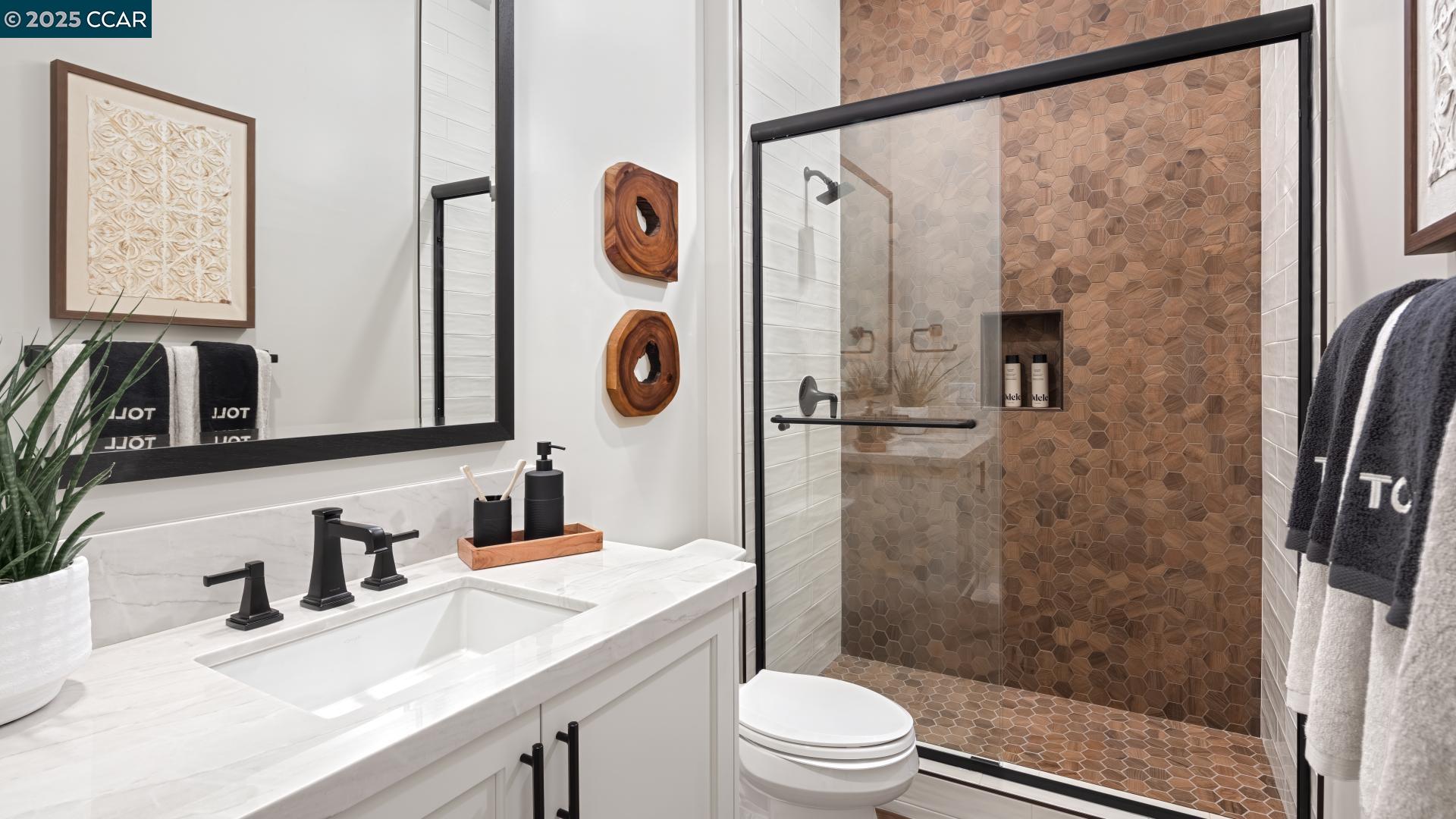 Detail Gallery Image 9 of 42 For 1869 Cascade Lane, Tracy,  CA 95377 - 2 Beds | 2 Baths