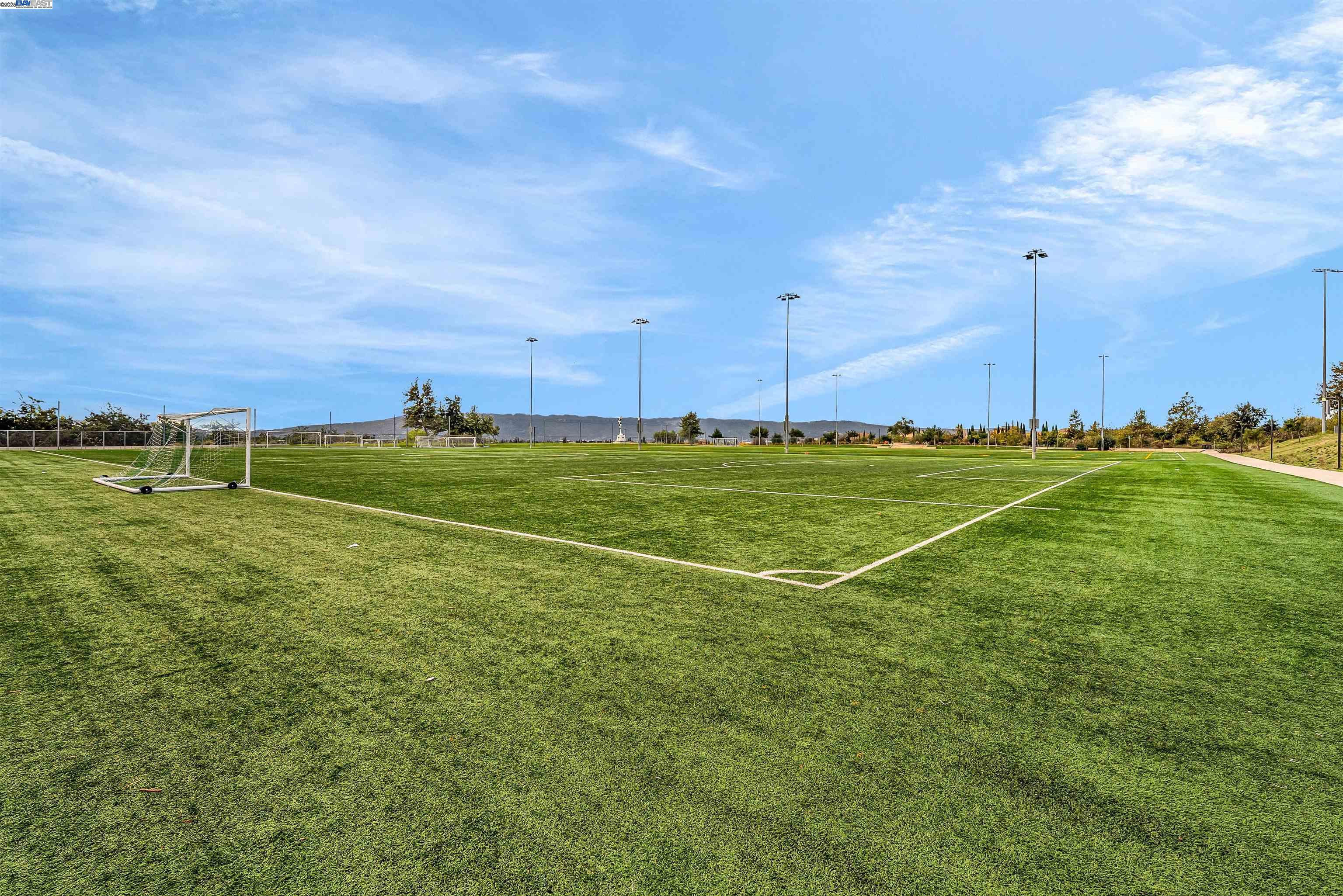 Detail Gallery Image 17 of 19 For 4287 Loyalton, Dublin,  CA 94568 - 4 Beds | 3/1 Baths