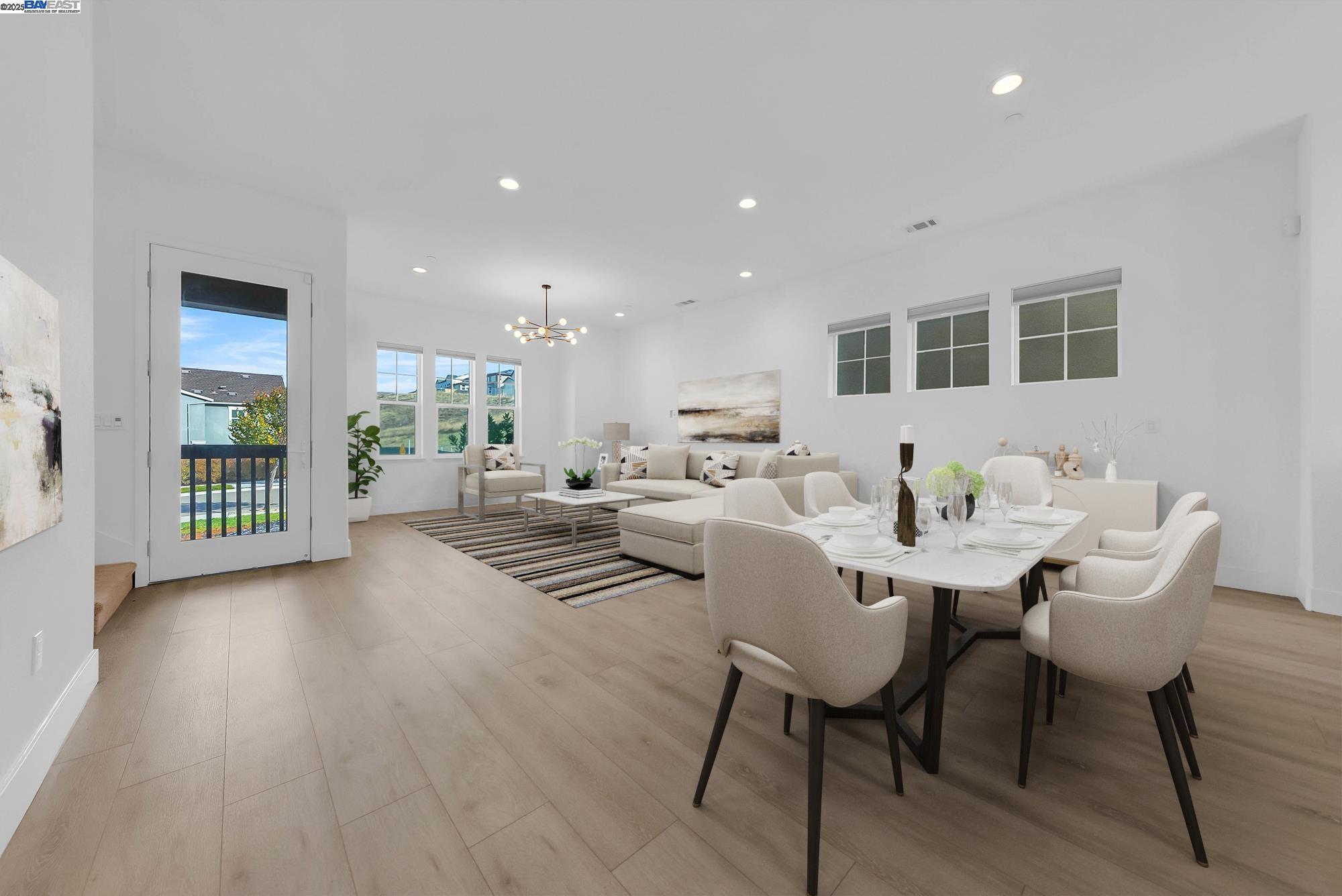 Detail Gallery Image 8 of 19 For 4287 Loyalton, Dublin,  CA 94568 - 4 Beds | 3/1 Baths